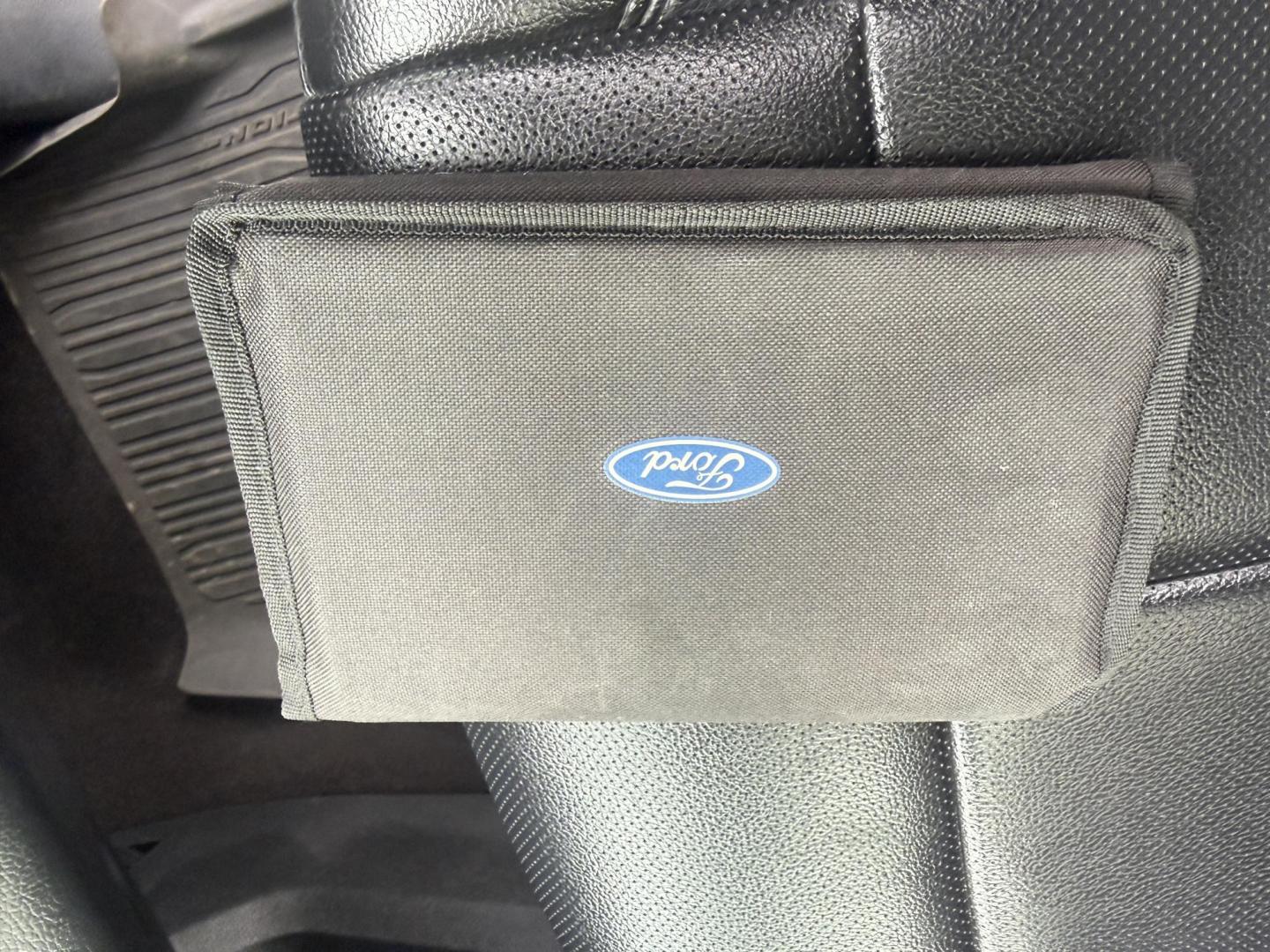 2021 Black /Black Ford Expedition MAX XLT 4WD (1FMJK1JT7ME) with an 3.5L V6 DOHC 24V TWIN TURBO engine, Automatic transmission, located at 547 E. Main St., Orwell, OH, 44076, (440) 437-5893, 41.535435, -80.847855 - 2021 Ford Expedition Max XLT 4WD – Spacious, Powerful, and Loaded with Advanced Technology Experience the ultimate in family comfort and capability with this 2021 Ford Expedition Max XLT 4WD. Powered by a robust 3.5L Twin Turbo EcoBoost V6 engine and a smooth 10-speed automatic transmission, th - Photo#51