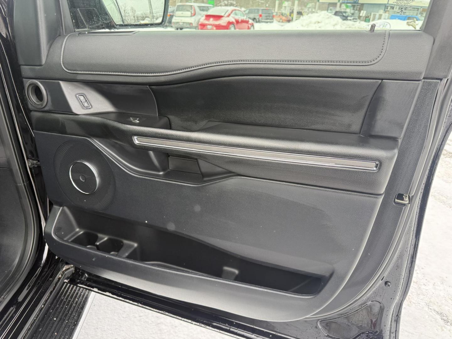 2021 Black /Black Ford Expedition MAX XLT 4WD (1FMJK1JT7ME) with an 3.5L V6 DOHC 24V TWIN TURBO engine, Automatic transmission, located at 547 E. Main St., Orwell, OH, 44076, (440) 437-5893, 41.535435, -80.847855 - 2021 Ford Expedition Max XLT 4WD – Spacious, Powerful, and Loaded with Advanced Technology Experience the ultimate in family comfort and capability with this 2021 Ford Expedition Max XLT 4WD. Powered by a robust 3.5L Twin Turbo EcoBoost V6 engine and a smooth 10-speed automatic transmission, th - Photo#53