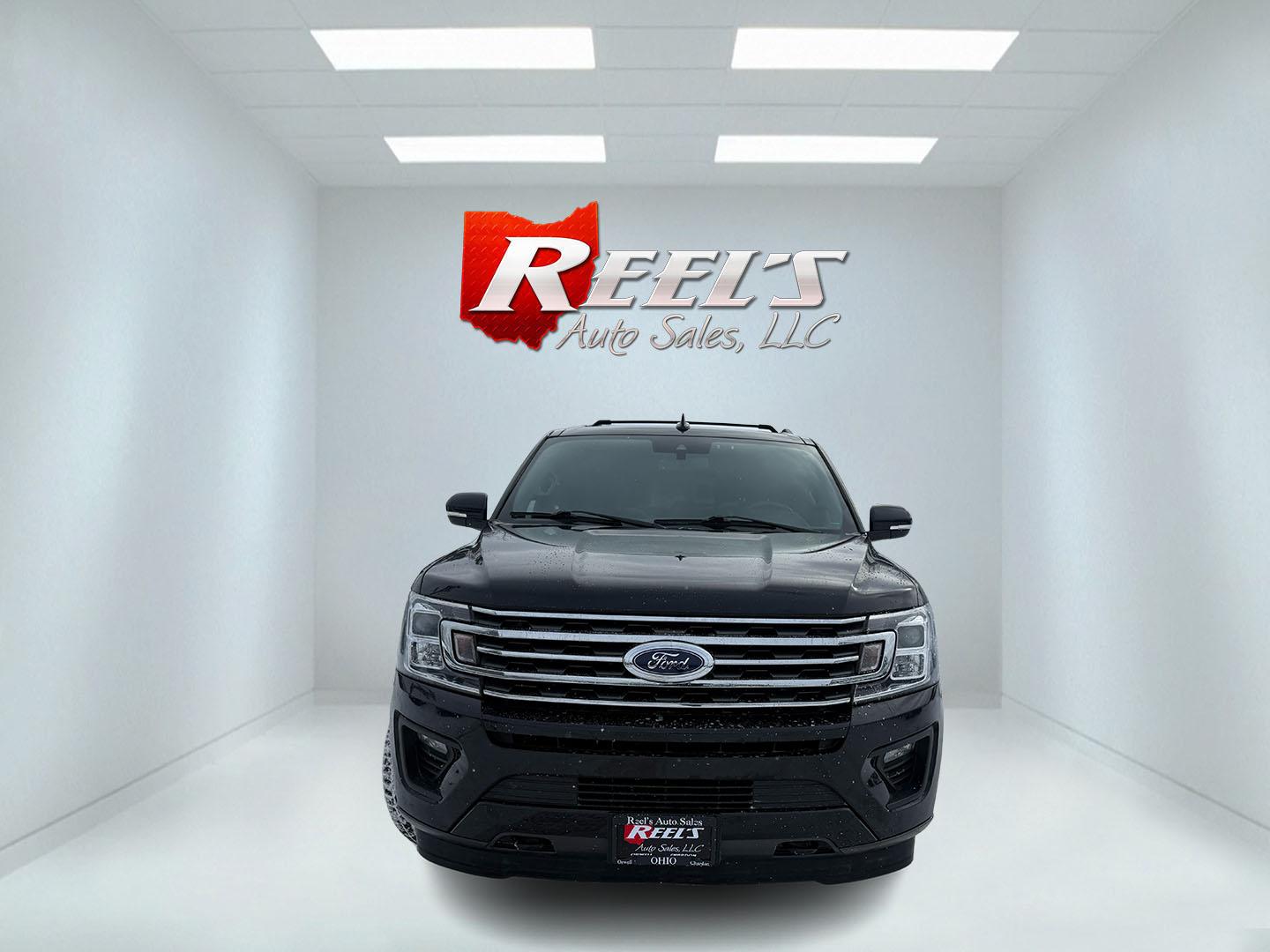 2021 Black /Black Ford Expedition MAX XLT 4WD (1FMJK1JT7ME) with an 3.5L V6 DOHC 24V TWIN TURBO engine, Automatic transmission, located at 547 E. Main St., Orwell, OH, 44076, (440) 437-5893, 41.535435, -80.847855 - 2021 Ford Expedition Max XLT 4WD – Spacious, Powerful, and Loaded with Advanced Technology Experience the ultimate in family comfort and capability with this 2021 Ford Expedition Max XLT 4WD. Powered by a robust 3.5L Twin Turbo EcoBoost V6 engine and a smooth 10-speed automatic transmission, th - Photo#1
