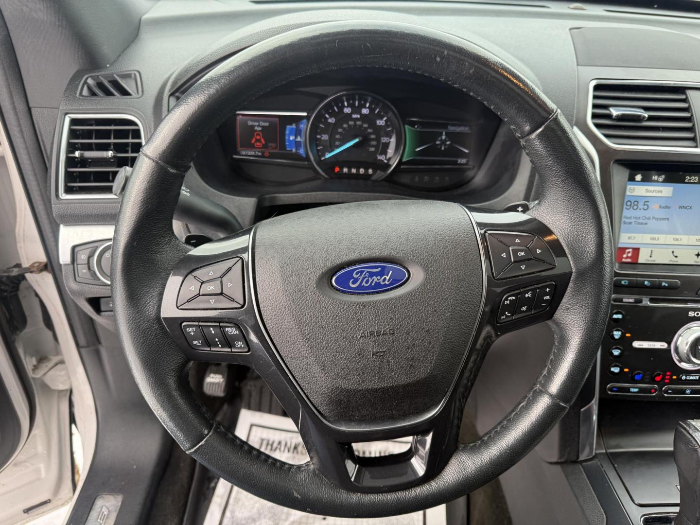 2017 White /Black Ford Explorer Limited 4WD (1FM5K8F8XHG) with an 3.5L V6 DOHC 24V engine, Automatic transmission, located at 11115 Chardon Rd. , Chardon, OH, 44024, (440) 214-9705, 41.580246, -81.241943 - 2017 Ford Explorer Limited 4WD – Luxurious Comfort, Advanced Safety, and Versatile Performance Experience the perfect combination of sophistication and capability with this 2017 Ford Explorer Limited 4WD. Powered by a responsive 3.5L V6 engine and a smooth 6-speed automatic transmission, it del - Photo#9