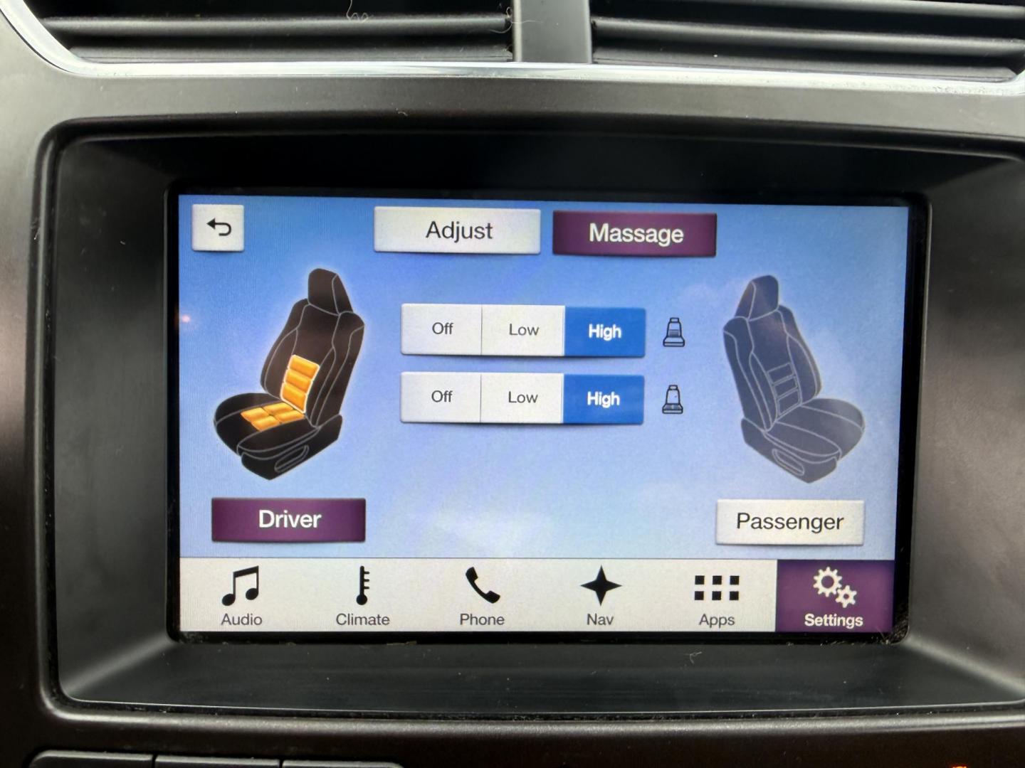 2017 White /Black Ford Explorer Limited 4WD (1FM5K8F8XHG) with an 3.5L V6 DOHC 24V engine, Automatic transmission, located at 11115 Chardon Rd. , Chardon, OH, 44024, (440) 214-9705, 41.580246, -81.241943 - 2017 Ford Explorer Limited 4WD – Luxurious Comfort, Advanced Safety, and Versatile Performance Experience the perfect combination of sophistication and capability with this 2017 Ford Explorer Limited 4WD. Powered by a responsive 3.5L V6 engine and a smooth 6-speed automatic transmission, it del - Photo#15