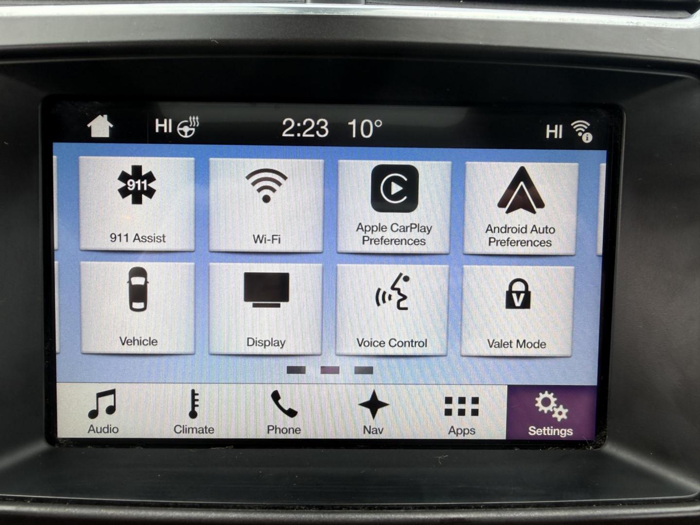 2017 White /Black Ford Explorer Limited 4WD (1FM5K8F8XHG) with an 3.5L V6 DOHC 24V engine, Automatic transmission, located at 11115 Chardon Rd. , Chardon, OH, 44024, (440) 214-9705, 41.580246, -81.241943 - 2017 Ford Explorer Limited 4WD – Luxurious Comfort, Advanced Safety, and Versatile Performance Experience the perfect combination of sophistication and capability with this 2017 Ford Explorer Limited 4WD. Powered by a responsive 3.5L V6 engine and a smooth 6-speed automatic transmission, it del - Photo#16