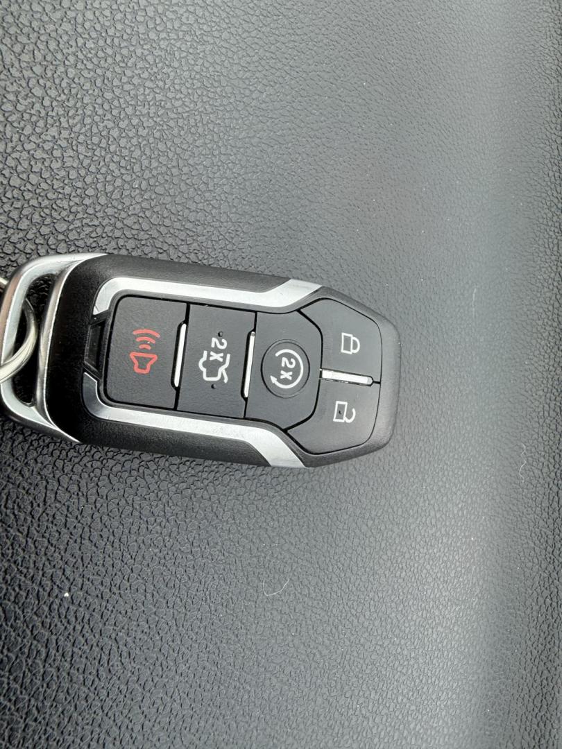 2017 White /Black Ford Explorer Limited 4WD (1FM5K8F8XHG) with an 3.5L V6 DOHC 24V engine, Automatic transmission, located at 11115 Chardon Rd. , Chardon, OH, 44024, (440) 214-9705, 41.580246, -81.241943 - 2017 Ford Explorer Limited 4WD – Luxurious Comfort, Advanced Safety, and Versatile Performance Experience the perfect combination of sophistication and capability with this 2017 Ford Explorer Limited 4WD. Powered by a responsive 3.5L V6 engine and a smooth 6-speed automatic transmission, it del - Photo#53