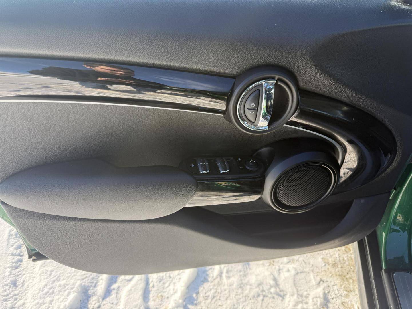 2023 Green /Black Mini Hardtop Cooper S 4 Door (WMW53DK08P2) with an 2.0L I4 DOHC 16V Turbo engine, Automatic transmission, located at 11115 Chardon Rd. , Chardon, OH, 44024, (440) 214-9705, 41.580246, -81.241943 - 2023 Mini Cooper S 4 Door – Sporty Performance, Cutting-Edge Technology, and Iconic Style Turn heads and elevate your driving experience with this 2023 Mini Cooper S 4 Door. Powered by a responsive 2.0L I4 turbocharged engine and paired with a lightning-fast 7-speed dual clutch automatic transm - Photo#29