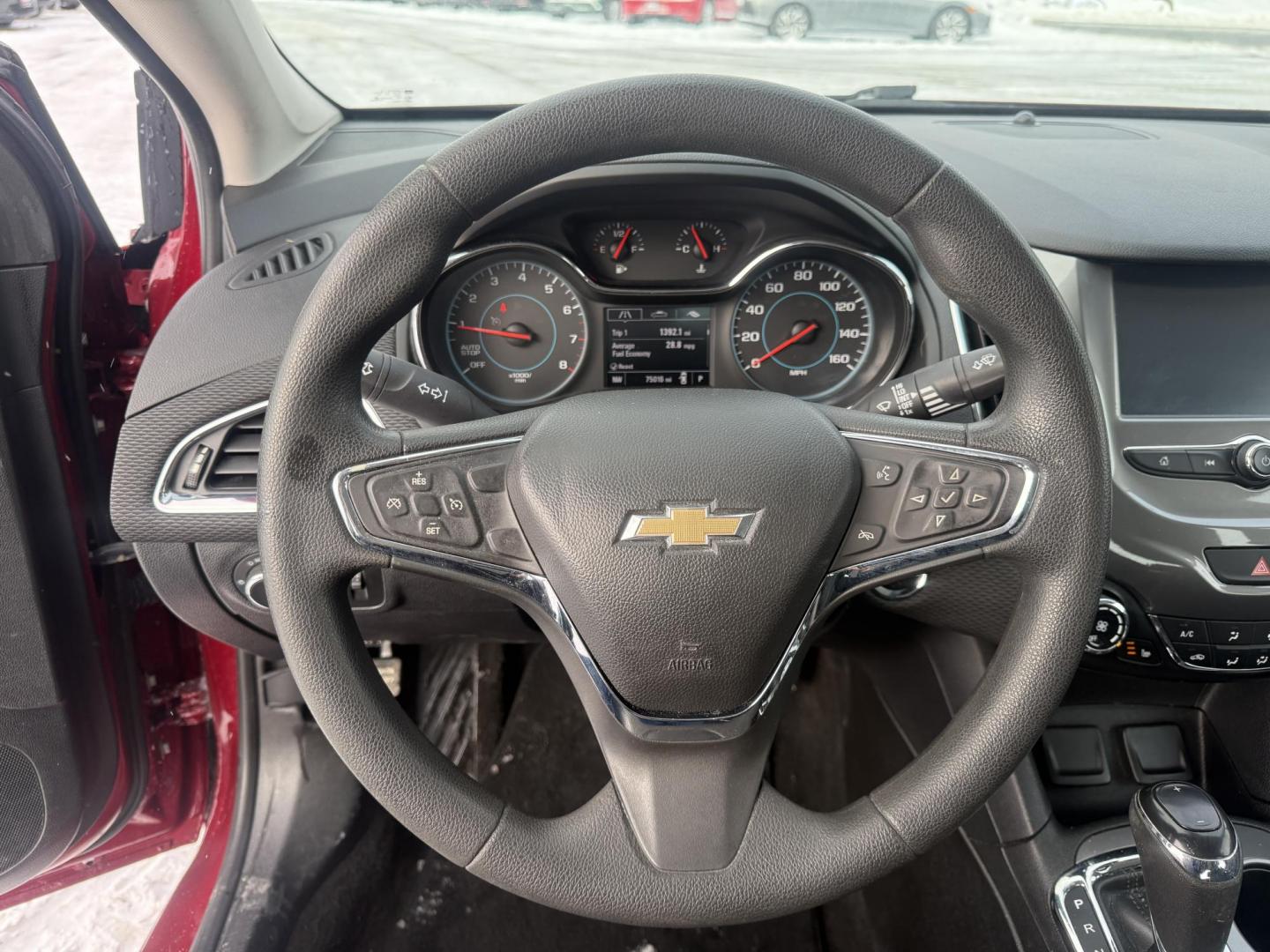 2017 Red /Black Chevrolet Cruze LT Auto (3G1BE5SM3HS) with an 1.4L I4 DOHC 16V TURBO engine, Automatic transmission, located at 547 E. Main St., Orwell, OH, 44076, (440) 437-5893, 41.535435, -80.847855 - Photo#10