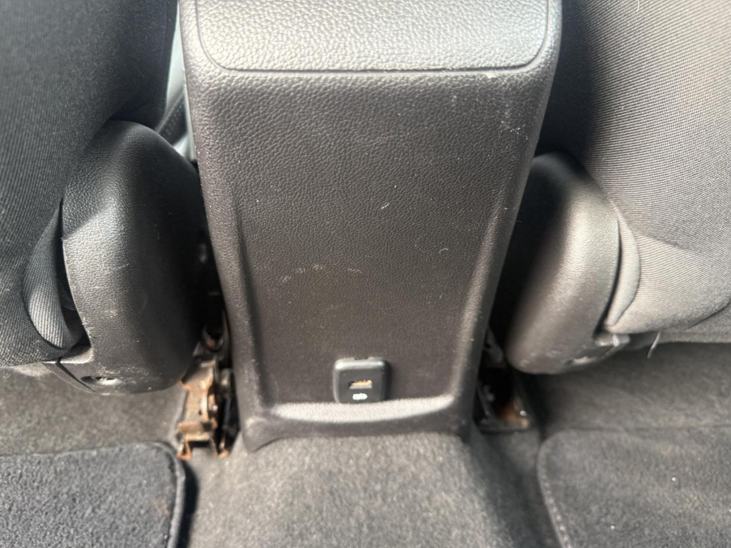 2017 Red /Black Chevrolet Cruze LT Auto (3G1BE5SM3HS) with an 1.4L I4 DOHC 16V TURBO engine, Automatic transmission, located at 547 E. Main St., Orwell, OH, 44076, (440) 437-5893, 41.535435, -80.847855 - Photo#16