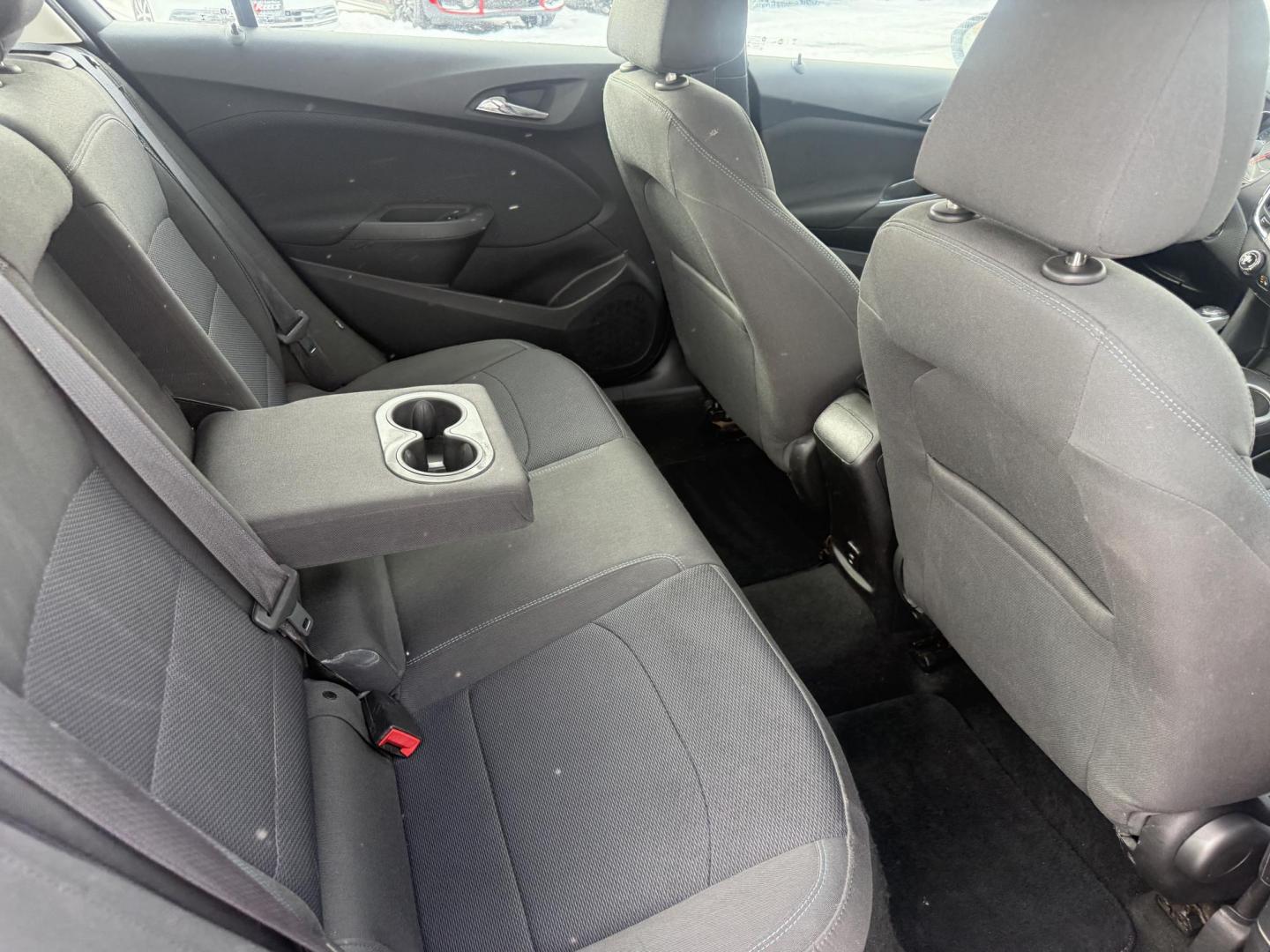 2017 Red /Black Chevrolet Cruze LT Auto (3G1BE5SM3HS) with an 1.4L I4 DOHC 16V TURBO engine, Automatic transmission, located at 547 E. Main St., Orwell, OH, 44076, (440) 437-5893, 41.535435, -80.847855 - Photo#38