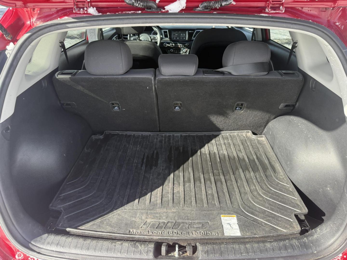 2018 Red /Black Kia Niro LX (KNDCB3LC3J5) with an 1.6L I4 DOHC 16V HYBRID engine, Automatic transmission, located at 11115 Chardon Rd. , Chardon, OH, 44024, (440) 214-9705, 41.580246, -81.241943 - 2018 Kia Niro LX – Hybrid Efficiency, Modern Comfort, and Advanced Technology Save on every drive with this 2018 Kia Niro LX, a hybrid that blends impressive fuel economy with everyday practicality. Powered by a 1.6L I4 engine paired with a 43 HP electric motor and a responsive 6-speed dual-clu - Photo#17