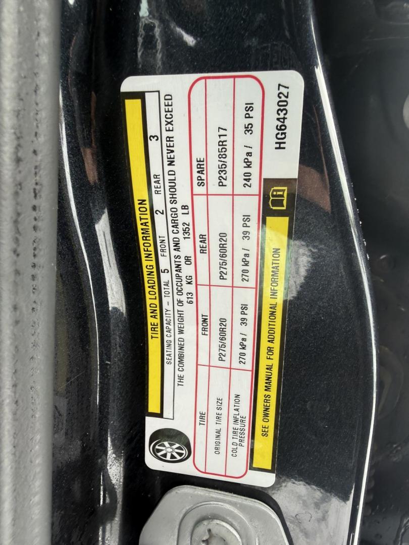 2017 Gray /Gray RAM 1500 Big Horn Crew Cab SWB 4WD (3C6RR7LT8HG) with an 5.7L V8 OHV 16V engine, Automatic transmission, located at 11115 Chardon Rd. , Chardon, OH, 44024, (440) 214-9705, 41.580246, -81.241943 - Photo#31