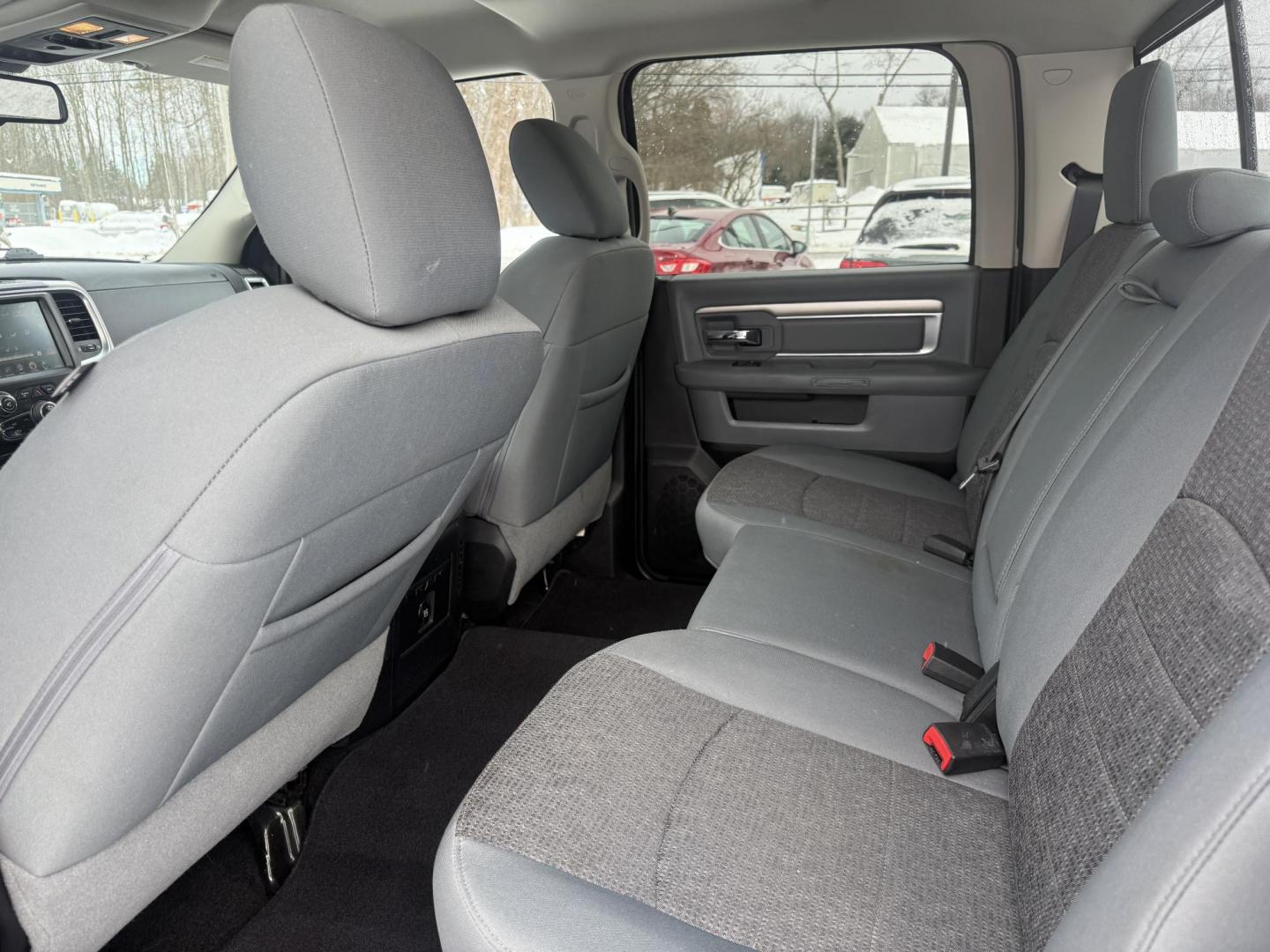 2017 Gray /Gray RAM 1500 Big Horn Crew Cab SWB 4WD (3C6RR7LT8HG) with an 5.7L V8 OHV 16V engine, Automatic transmission, located at 11115 Chardon Rd. , Chardon, OH, 44024, (440) 214-9705, 41.580246, -81.241943 - Photo#36