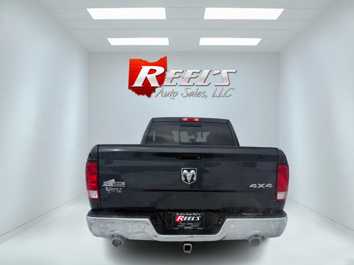 2017 Gray /Gray RAM 1500 Big Horn Crew Cab SWB 4WD (3C6RR7LT8HG) with an 5.7L V8 OHV 16V engine, Automatic transmission, located at 11115 Chardon Rd. , Chardon, OH, 44024, (440) 214-9705, 41.580246, -81.241943 - Photo#23