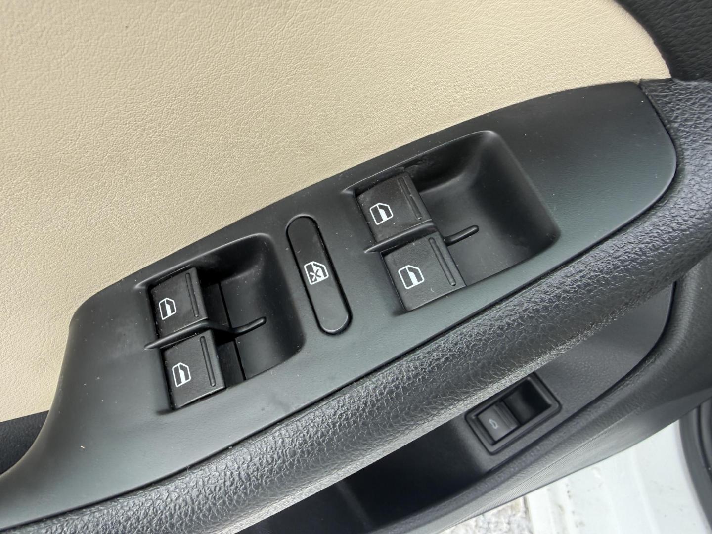 2017 White /Tan Volkswagen Jetta 1.4T SE 6A (3VWDB7AJXHM) with an 1.4L I4 DOHC 20V Turbo engine, Automatic transmission, located at 11115 Chardon Rd. , Chardon, OH, 44024, (440) 214-9705, 41.580246, -81.241943 - 2017 Volkswagen Jetta SE – Efficient Performance, Modern Safety, and Everyday Comfort Enjoy the perfect combination of sporty performance and premium features with this 2017 Volkswagen Jetta SE. Powered by an efficient 1.4L turbocharged I4 engine and a smooth 6-speed automatic transmission, thi - Photo#30