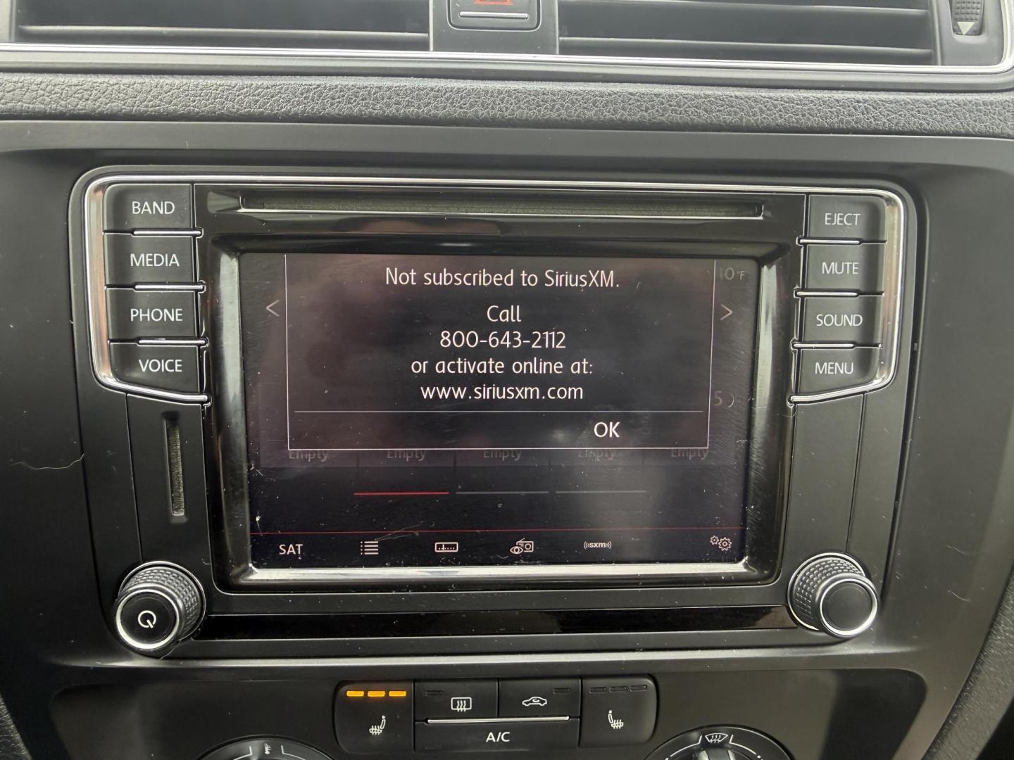 2017 White /Tan Volkswagen Jetta 1.4T SE 6A (3VWDB7AJXHM) with an 1.4L I4 DOHC 20V Turbo engine, Automatic transmission, located at 11115 Chardon Rd. , Chardon, OH, 44024, (440) 214-9705, 41.580246, -81.241943 - 2017 Volkswagen Jetta SE – Efficient Performance, Modern Safety, and Everyday Comfort Enjoy the perfect combination of sporty performance and premium features with this 2017 Volkswagen Jetta SE. Powered by an efficient 1.4L turbocharged I4 engine and a smooth 6-speed automatic transmission, thi - Photo#14