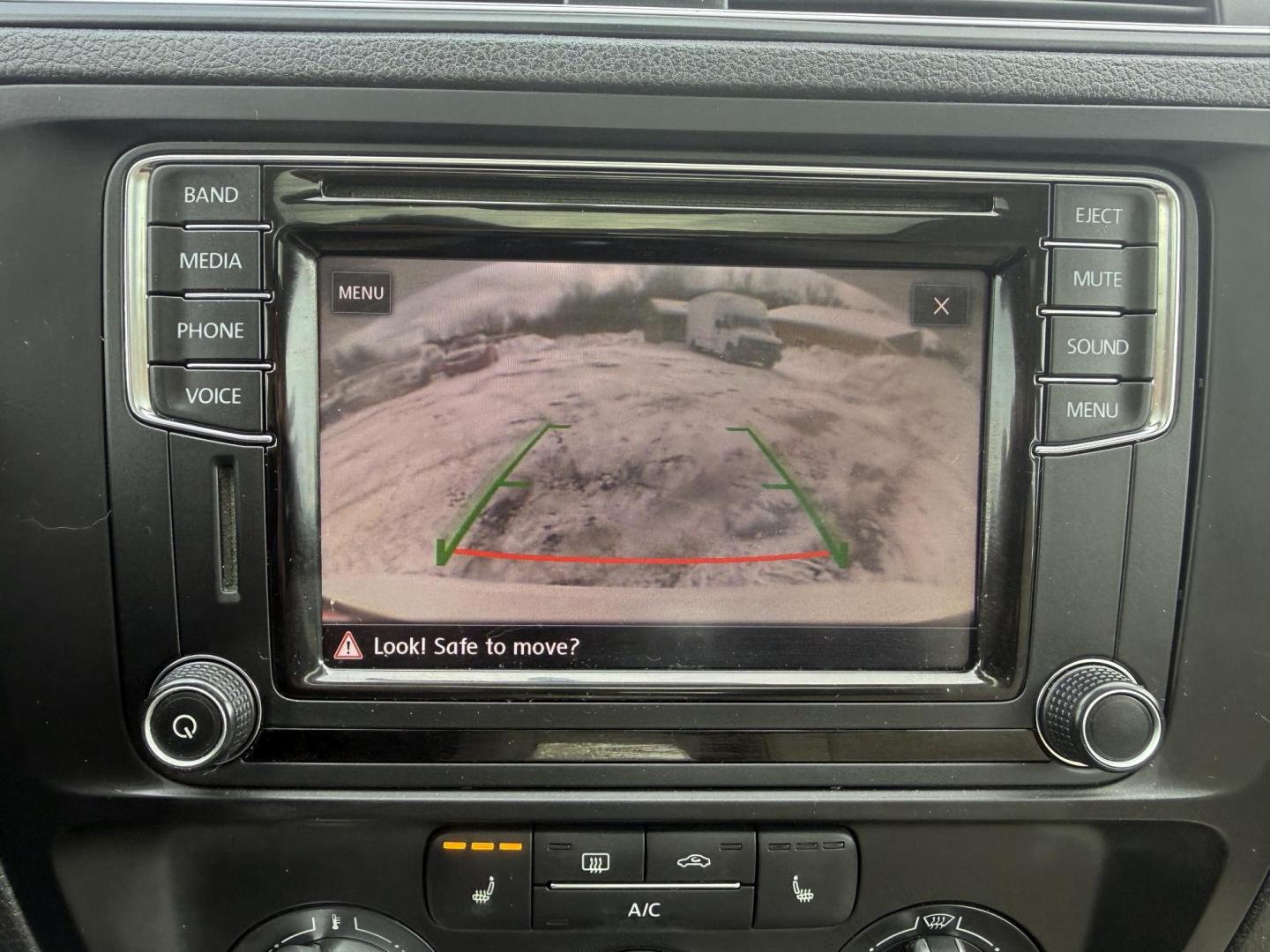 2017 White /Tan Volkswagen Jetta 1.4T SE 6A (3VWDB7AJXHM) with an 1.4L I4 DOHC 20V Turbo engine, Automatic transmission, located at 11115 Chardon Rd. , Chardon, OH, 44024, (440) 214-9705, 41.580246, -81.241943 - 2017 Volkswagen Jetta SE – Efficient Performance, Modern Safety, and Everyday Comfort Enjoy the perfect combination of sporty performance and premium features with this 2017 Volkswagen Jetta SE. Powered by an efficient 1.4L turbocharged I4 engine and a smooth 6-speed automatic transmission, thi - Photo#15