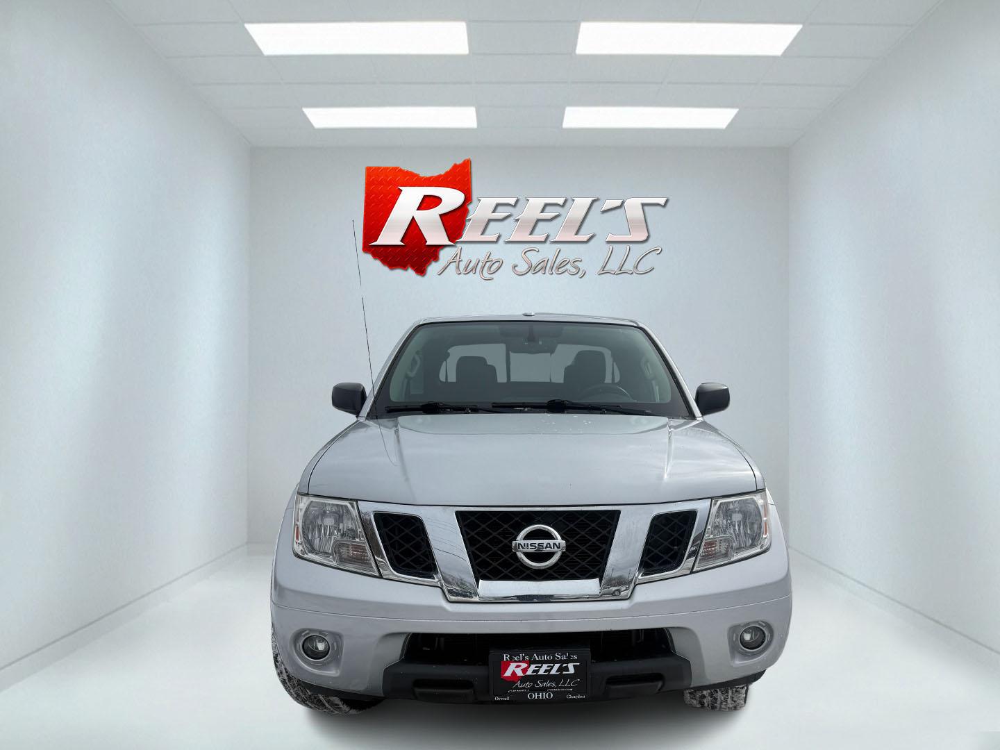 2013 Silver /Gray Nissan Frontier SV V6 King Cab 4WD (1N6AD0CW2DN) with an 4.0L V6 DOHC 24V engine, Automatic transmission, located at 11115 Chardon Rd. , Chardon, OH, 44024, (440) 214-9705, 41.580246, -81.241943 - 2013 Nissan Frontier SV King Cab 4WD – Rugged Capability, Reliable Performance, and Everyday Comfort Take on any job or adventure with this 2013 Nissan Frontier SV King Cab 4WD. Powered by a robust 4.0L V6 engine and 5-speed automatic transmission, this midsize truck offers a strong 6,300-pound - Photo#1