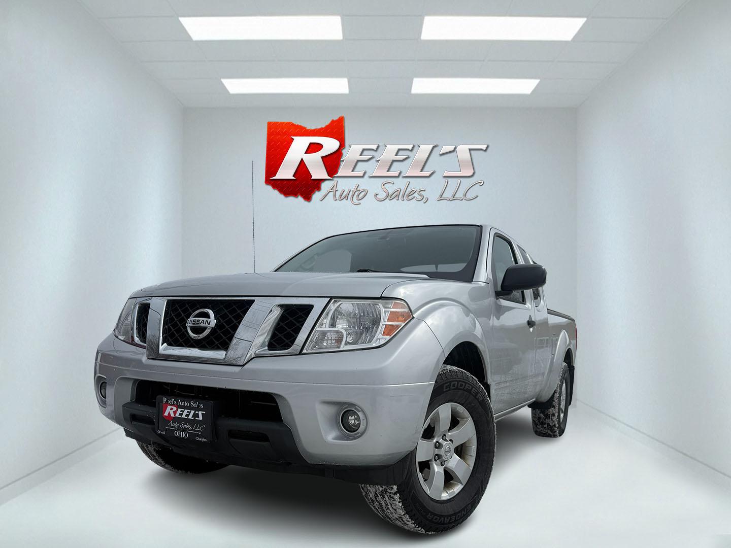 2013 Silver /Gray Nissan Frontier SV V6 King Cab 4WD (1N6AD0CW2DN) with an 4.0L V6 DOHC 24V engine, Automatic transmission, located at 11115 Chardon Rd. , Chardon, OH, 44024, (440) 214-9705, 41.580246, -81.241943 - 2013 Nissan Frontier SV King Cab 4WD – Rugged Capability, Reliable Performance, and Everyday Comfort Take on any job or adventure with this 2013 Nissan Frontier SV King Cab 4WD. Powered by a robust 4.0L V6 engine and 5-speed automatic transmission, this midsize truck offers a strong 6,300-pound - Photo#0