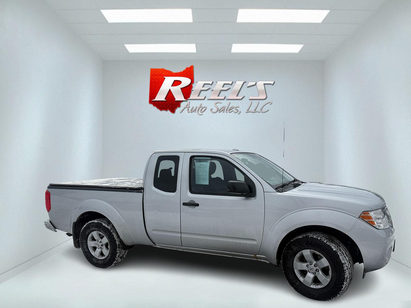 2013 Silver /Gray Nissan Frontier SV V6 King Cab 4WD (1N6AD0CW2DN) with an 4.0L V6 DOHC 24V engine, Automatic transmission, located at 11115 Chardon Rd. , Chardon, OH, 44024, (440) 214-9705, 41.580246, -81.241943 - 2013 Nissan Frontier SV King Cab 4WD – Rugged Capability, Reliable Performance, and Everyday Comfort Take on any job or adventure with this 2013 Nissan Frontier SV King Cab 4WD. Powered by a robust 4.0L V6 engine and 5-speed automatic transmission, this midsize truck offers a strong 6,300-pound - Photo#17