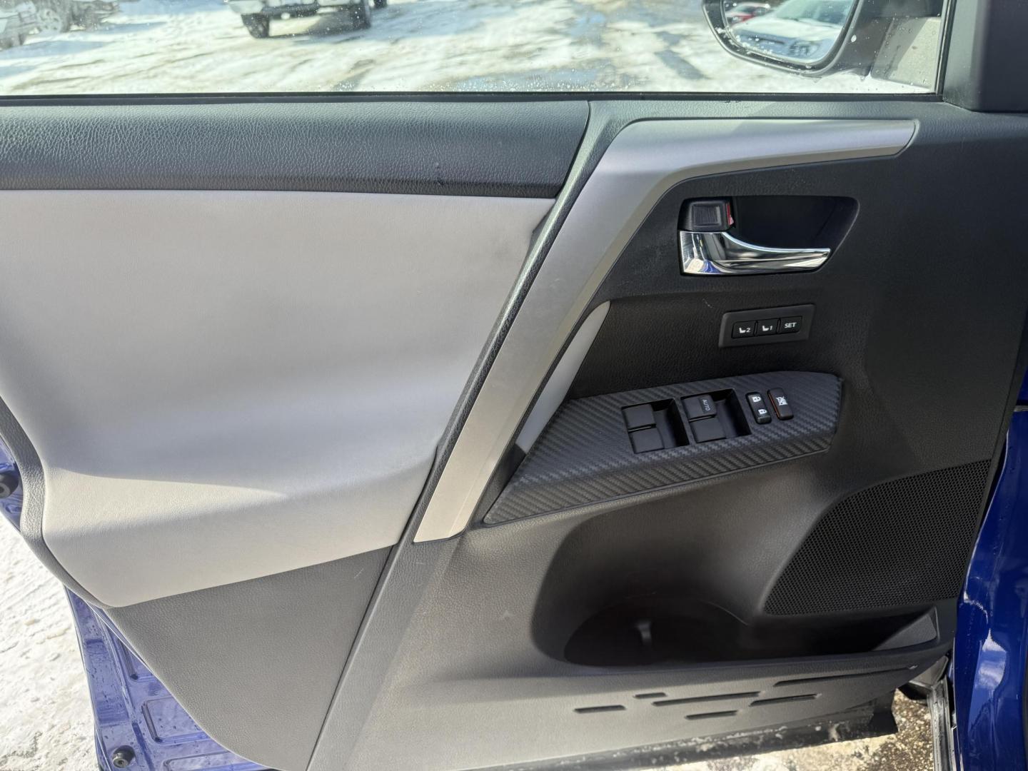 2014 Blue /Gray Toyota RAV4 Limited AWD (2T3DFREV2EW) with an 2.5L I4 DOHC 16V engine, Automatic transmission, located at 11115 Chardon Rd. , Chardon, OH, 44024, (440) 214-9705, 41.580246, -81.241943 - 2014 Toyota RAV4 Limited AWD – Sophisticated Comfort, Modern Safety, and Proven Reliability Experience the perfect mix of luxury, efficiency, and all-weather capability with this 2014 Toyota RAV4 Limited AWD. Powered by a fuel-efficient 2.5L I4 engine paired with a smooth 6-speed automatic tran - Photo#29