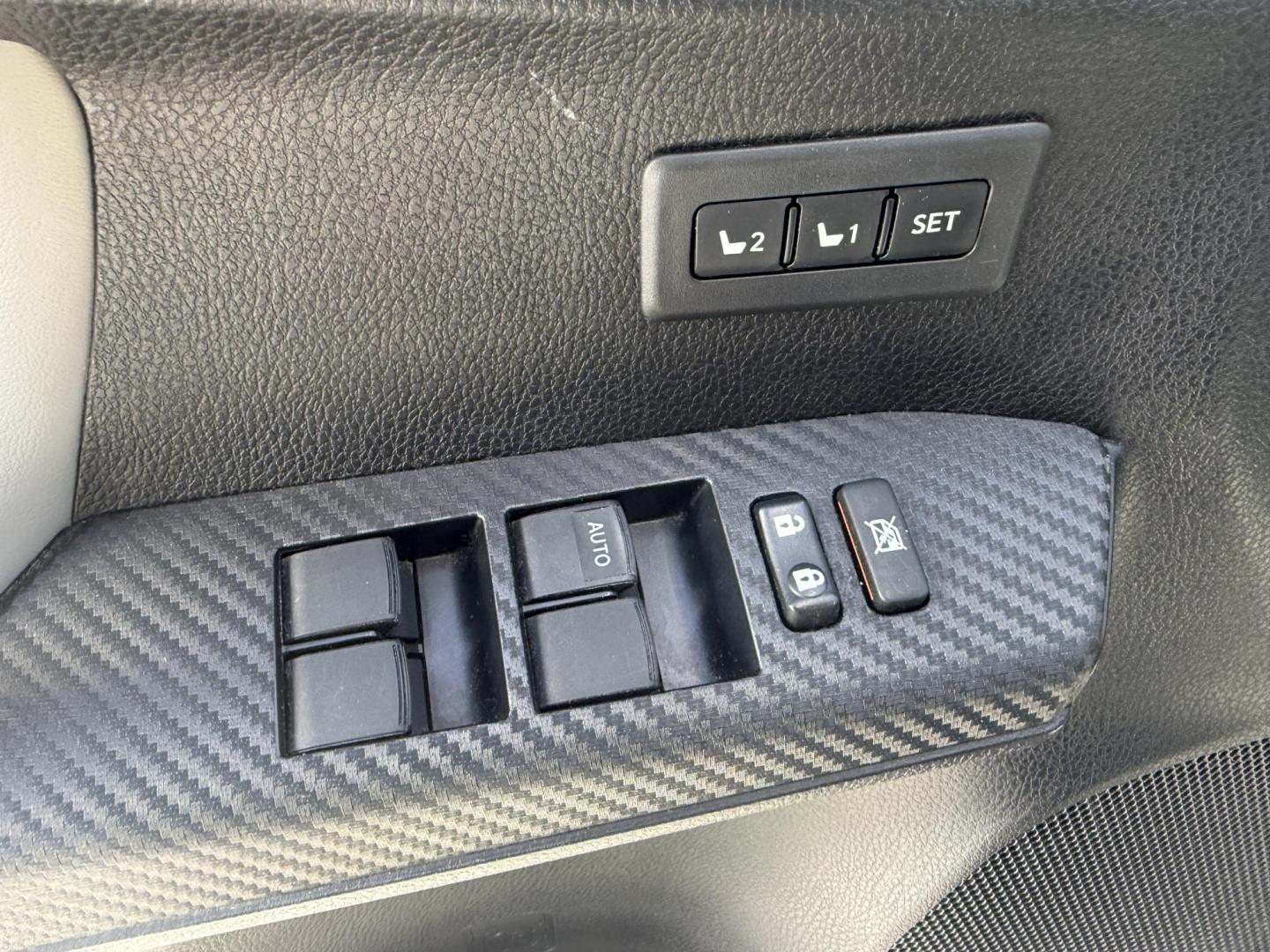 2014 Blue /Gray Toyota RAV4 Limited AWD (2T3DFREV2EW) with an 2.5L I4 DOHC 16V engine, Automatic transmission, located at 11115 Chardon Rd. , Chardon, OH, 44024, (440) 214-9705, 41.580246, -81.241943 - 2014 Toyota RAV4 Limited AWD – Sophisticated Comfort, Modern Safety, and Proven Reliability Experience the perfect mix of luxury, efficiency, and all-weather capability with this 2014 Toyota RAV4 Limited AWD. Powered by a fuel-efficient 2.5L I4 engine paired with a smooth 6-speed automatic tran - Photo#7