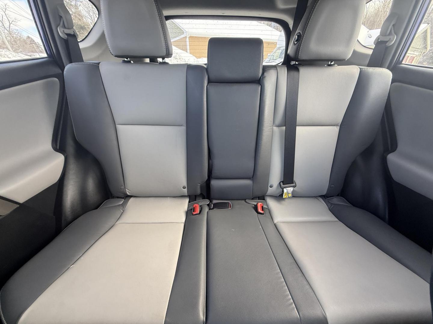 2014 Blue /Gray Toyota RAV4 Limited AWD (2T3DFREV2EW) with an 2.5L I4 DOHC 16V engine, Automatic transmission, located at 11115 Chardon Rd. , Chardon, OH, 44024, (440) 214-9705, 41.580246, -81.241943 - 2014 Toyota RAV4 Limited AWD – Sophisticated Comfort, Modern Safety, and Proven Reliability Experience the perfect mix of luxury, efficiency, and all-weather capability with this 2014 Toyota RAV4 Limited AWD. Powered by a fuel-efficient 2.5L I4 engine paired with a smooth 6-speed automatic tran - Photo#16