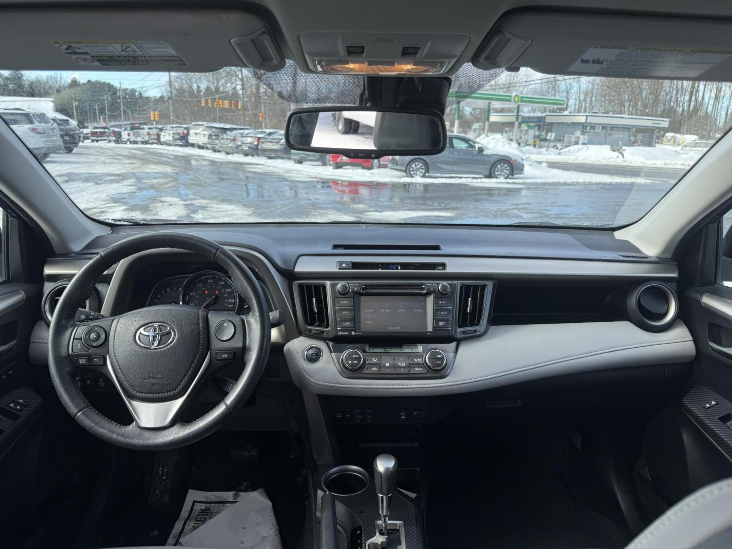 2014 Blue /Gray Toyota RAV4 Limited AWD (2T3DFREV2EW) with an 2.5L I4 DOHC 16V engine, Automatic transmission, located at 11115 Chardon Rd. , Chardon, OH, 44024, (440) 214-9705, 41.580246, -81.241943 - 2014 Toyota RAV4 Limited AWD – Sophisticated Comfort, Modern Safety, and Proven Reliability Experience the perfect mix of luxury, efficiency, and all-weather capability with this 2014 Toyota RAV4 Limited AWD. Powered by a fuel-efficient 2.5L I4 engine paired with a smooth 6-speed automatic tran - Photo#18