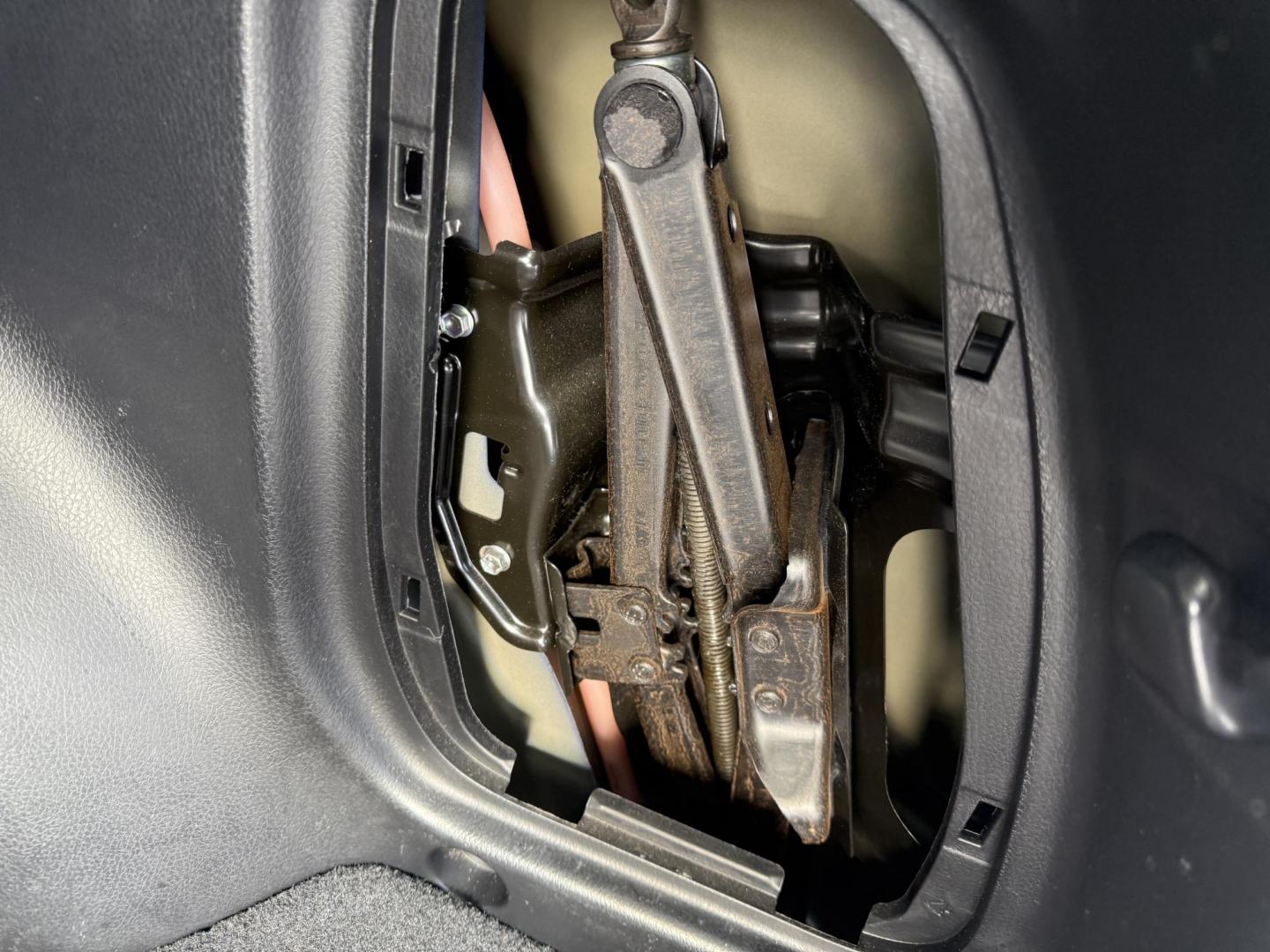 2014 Blue /Gray Toyota RAV4 Limited AWD (2T3DFREV2EW) with an 2.5L I4 DOHC 16V engine, Automatic transmission, located at 11115 Chardon Rd. , Chardon, OH, 44024, (440) 214-9705, 41.580246, -81.241943 - 2014 Toyota RAV4 Limited AWD – Sophisticated Comfort, Modern Safety, and Proven Reliability Experience the perfect mix of luxury, efficiency, and all-weather capability with this 2014 Toyota RAV4 Limited AWD. Powered by a fuel-efficient 2.5L I4 engine paired with a smooth 6-speed automatic tran - Photo#37