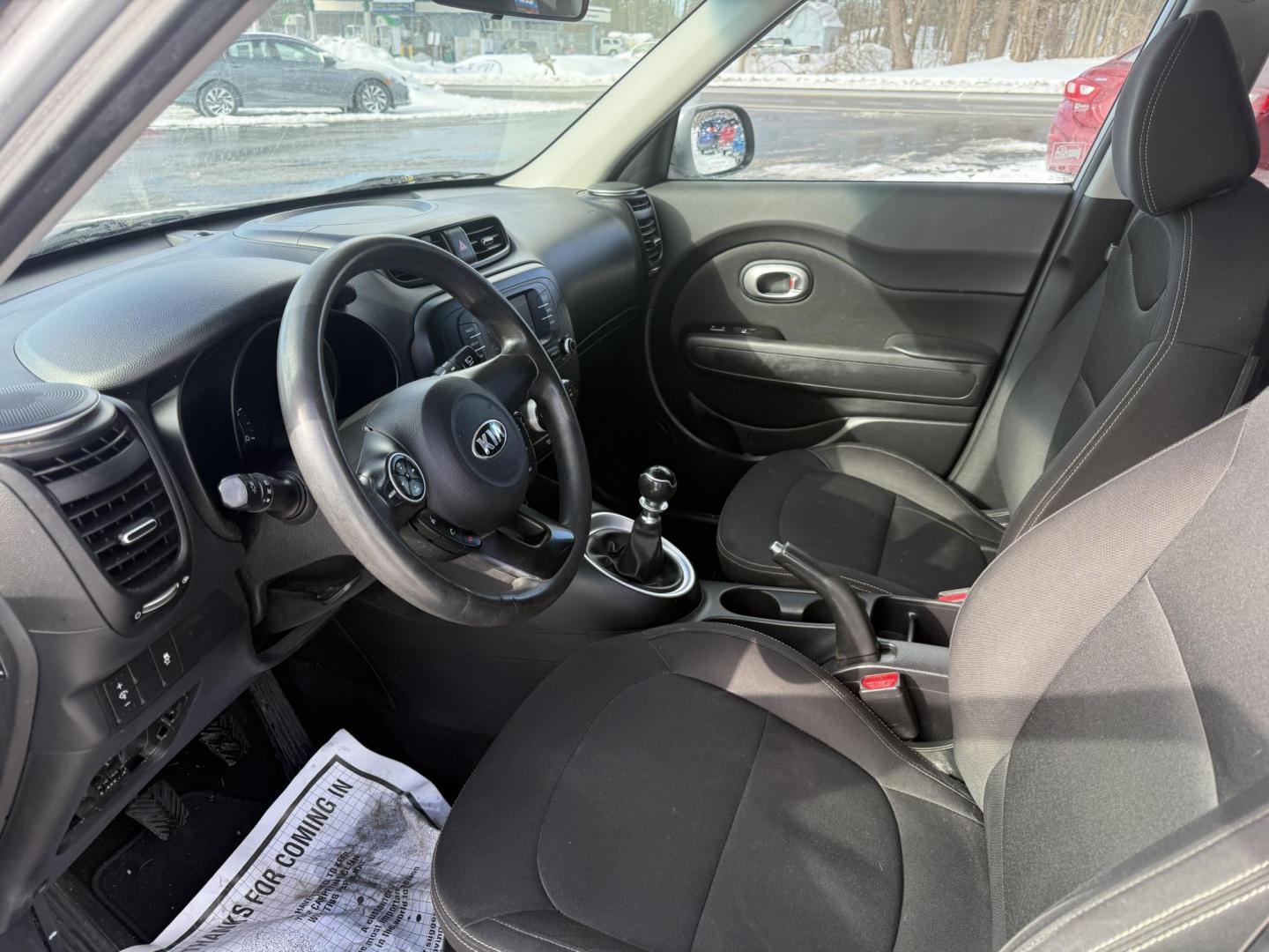 2017 Silver /Black Kia Soul (KNDJN2A23H7) with an 1.6L I4 DOHC 16V engine, 6 Speed Manual transmission, located at 11115 Chardon Rd. , Chardon, OH, 44024, (440) 214-9705, 41.580246, -81.241943 - Photo#6