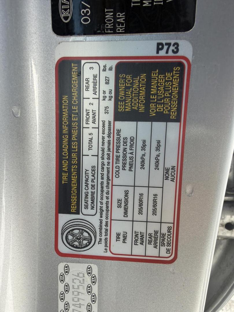 2017 Silver /Black Kia Soul (KNDJN2A23H7) with an 1.6L I4 DOHC 16V engine, 6 Speed Manual transmission, located at 11115 Chardon Rd. , Chardon, OH, 44024, (440) 214-9705, 41.580246, -81.241943 - Photo#27