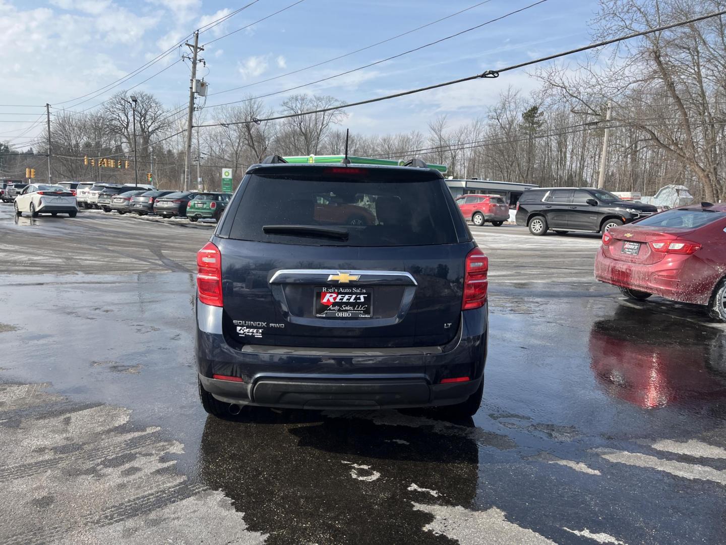 2017 Blue /Black Chevrolet Equinox LT AWD (2GNFLFEK3H6) with an 2.4L I4 DOHC 16V engine, Automatic transmission, located at 11115 Chardon Rd. , Chardon, OH, 44024, (440) 214-9705, 41.580246, -81.241943 - 2017 Chevrolet Equinox LT AWD – Efficient, Comfortable, and Loaded with Modern Features Discover versatility and comfort in this 2017 Chevrolet Equinox LT AWD. Powered by a reliable 2.4L EcoTec I4 engine paired with a smooth 6-speed automatic transmission, this SUV delivers impressive fuel effi - Photo#7