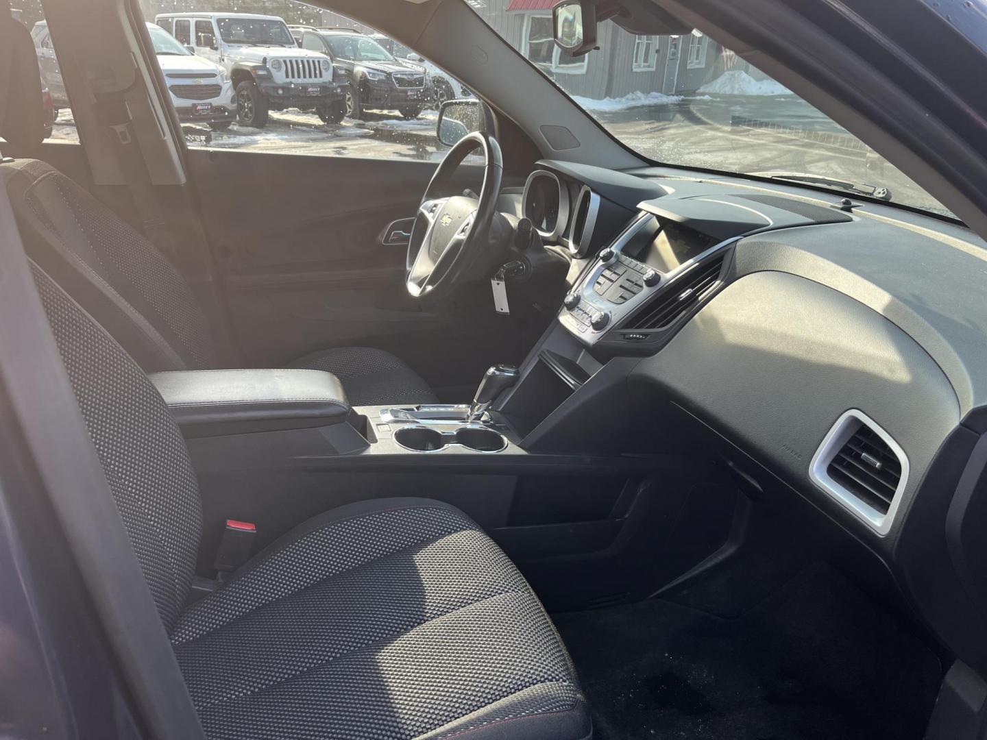 2017 Blue /Black Chevrolet Equinox LT AWD (2GNFLFEK3H6) with an 2.4L I4 DOHC 16V engine, Automatic transmission, located at 11115 Chardon Rd. , Chardon, OH, 44024, (440) 214-9705, 41.580246, -81.241943 - 2017 Chevrolet Equinox LT AWD – Efficient, Comfortable, and Loaded with Modern Features Discover versatility and comfort in this 2017 Chevrolet Equinox LT AWD. Powered by a reliable 2.4L EcoTec I4 engine paired with a smooth 6-speed automatic transmission, this SUV delivers impressive fuel effi - Photo#34