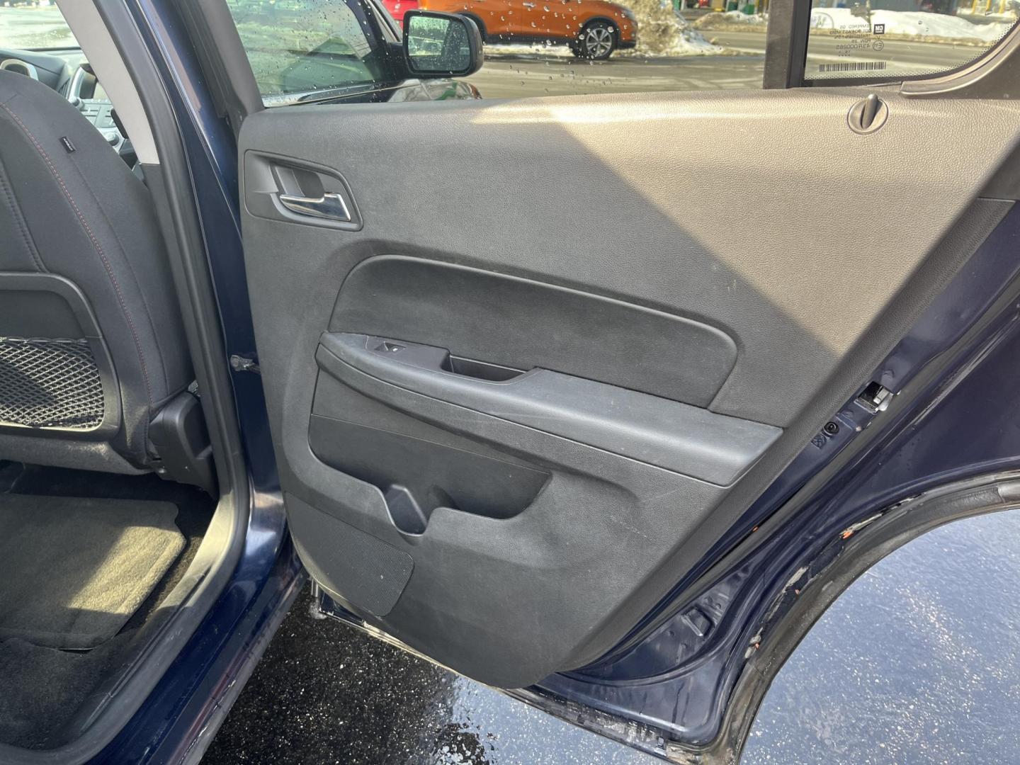 2017 Blue /Black Chevrolet Equinox LT AWD (2GNFLFEK3H6) with an 2.4L I4 DOHC 16V engine, Automatic transmission, located at 11115 Chardon Rd. , Chardon, OH, 44024, (440) 214-9705, 41.580246, -81.241943 - 2017 Chevrolet Equinox LT AWD – Efficient, Comfortable, and Loaded with Modern Features Discover versatility and comfort in this 2017 Chevrolet Equinox LT AWD. Powered by a reliable 2.4L EcoTec I4 engine paired with a smooth 6-speed automatic transmission, this SUV delivers impressive fuel effi - Photo#31