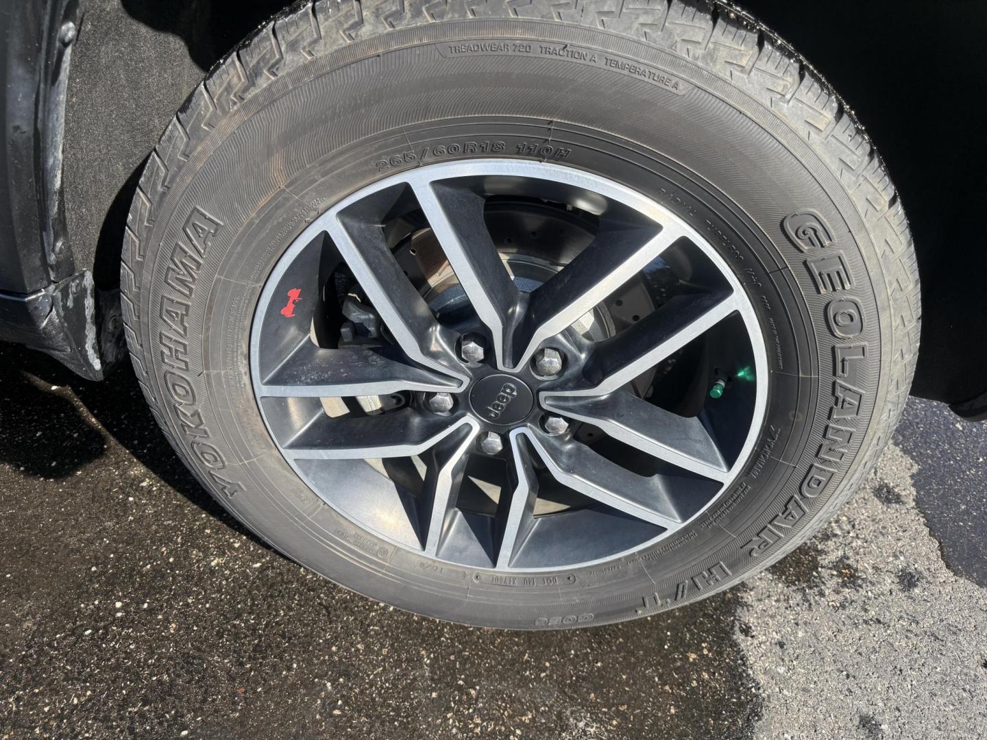 2020 Green /Black Jeep Grand Cherokee Trailhawk 4WD (1C4RJFLT2LC) with an 5.7L V8 OHV 16V engine, Automatic transmission, located at 11115 Chardon Rd. , Chardon, OH, 44024, (440) 214-9705, 41.580246, -81.241943 - This 2020 Jeep Grand Cherokee Trailhawk is a BEAST ready to dominate the road – built tough, loaded with luxury, and absolutely packed with premium features! Under the hood roars a powerful 5.7L HEMI V8 paired with an 8-speed automatic transmission and the legendary Quadra-Drive II 4WD system wit - Photo#36