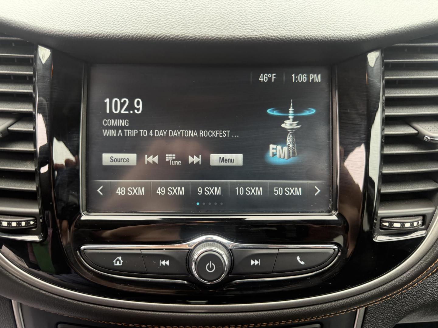 2017 White /Black Chevrolet Trax LT AWD (3GNCJPSB7HL) with an 1.4L I4 DOHC 16V TURBO engine, Automatic transmission, located at 547 E. Main St., Orwell, OH, 44076, (440) 437-5893, 41.535435, -80.847855 - 2017 Chevrolet Trax LT AWD – Turbo Fun, All-Weather Grip, and Loaded with Everyday Winners! This zippy 2017 Chevrolet Trax LT AWD is the perfect compact crossover that punches way above its weight! Powered by a lively 1.4L Turbocharged EcoTec I4 engine paired with a smooth 6-speed automatic trans - Photo#12