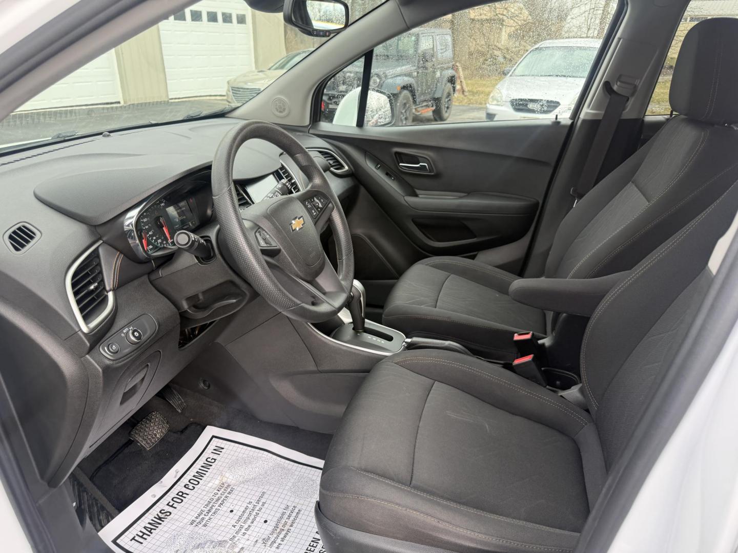 2017 White /Black Chevrolet Trax LT AWD (3GNCJPSB7HL) with an 1.4L I4 DOHC 16V TURBO engine, Automatic transmission, located at 547 E. Main St., Orwell, OH, 44076, (440) 437-5893, 41.535435, -80.847855 - 2017 Chevrolet Trax LT AWD – Turbo Fun, All-Weather Grip, and Loaded with Everyday Winners! This zippy 2017 Chevrolet Trax LT AWD is the perfect compact crossover that punches way above its weight! Powered by a lively 1.4L Turbocharged EcoTec I4 engine paired with a smooth 6-speed automatic trans - Photo#7