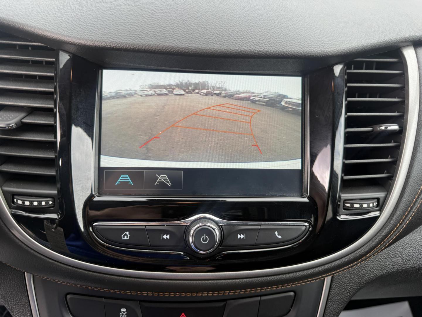 2017 White /Black Chevrolet Trax LT AWD (3GNCJPSB7HL) with an 1.4L I4 DOHC 16V TURBO engine, Automatic transmission, located at 547 E. Main St., Orwell, OH, 44076, (440) 437-5893, 41.535435, -80.847855 - 2017 Chevrolet Trax LT AWD – Turbo Fun, All-Weather Grip, and Loaded with Everyday Winners! This zippy 2017 Chevrolet Trax LT AWD is the perfect compact crossover that punches way above its weight! Powered by a lively 1.4L Turbocharged EcoTec I4 engine paired with a smooth 6-speed automatic trans - Photo#15