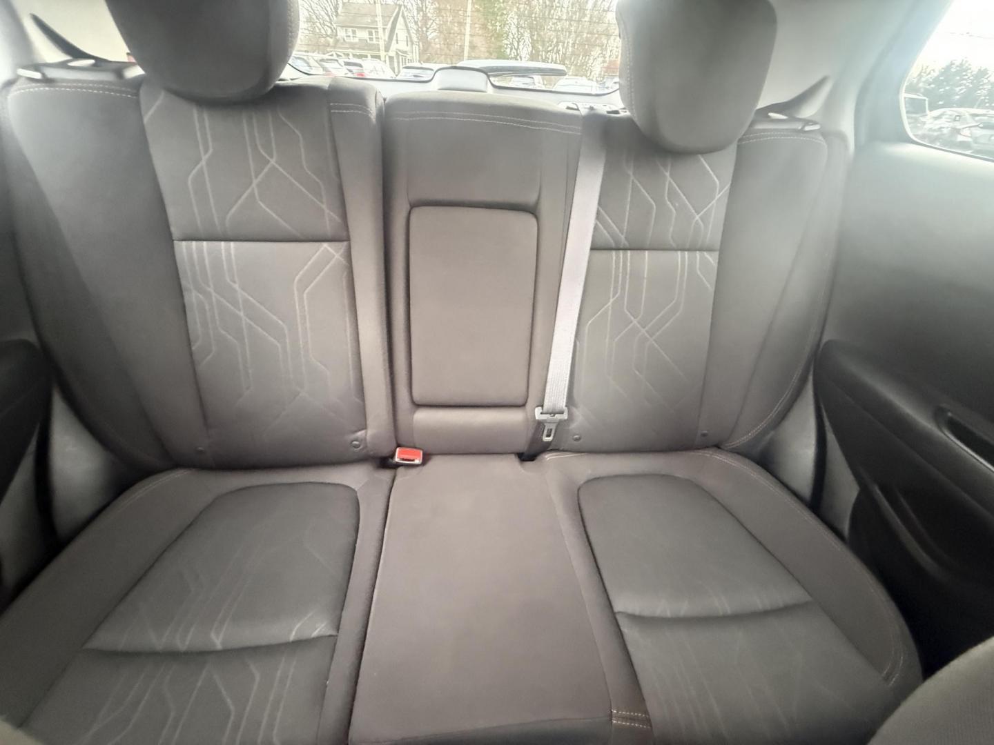 2017 White /Black Chevrolet Trax LT AWD (3GNCJPSB7HL) with an 1.4L I4 DOHC 16V TURBO engine, Automatic transmission, located at 547 E. Main St., Orwell, OH, 44076, (440) 437-5893, 41.535435, -80.847855 - 2017 Chevrolet Trax LT AWD – Turbo Fun, All-Weather Grip, and Loaded with Everyday Winners! This zippy 2017 Chevrolet Trax LT AWD is the perfect compact crossover that punches way above its weight! Powered by a lively 1.4L Turbocharged EcoTec I4 engine paired with a smooth 6-speed automatic trans - Photo#19