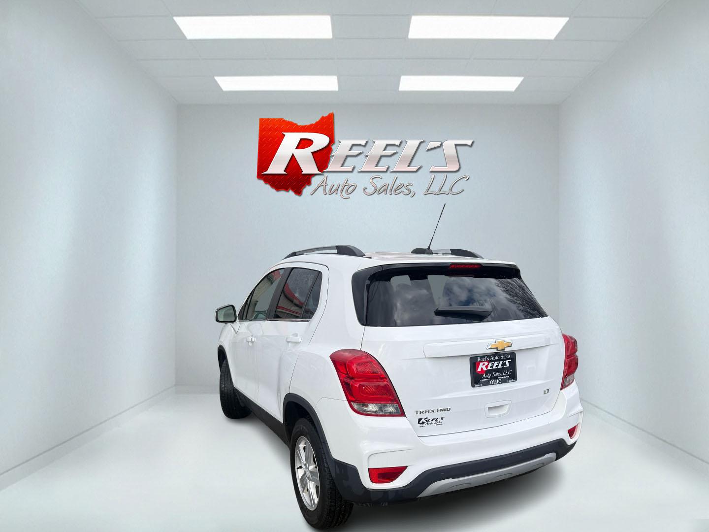 2017 White /Black Chevrolet Trax LT AWD (3GNCJPSB7HL) with an 1.4L I4 DOHC 16V TURBO engine, Automatic transmission, located at 547 E. Main St., Orwell, OH, 44076, (440) 437-5893, 41.535435, -80.847855 - 2017 Chevrolet Trax LT AWD – Turbo Fun, All-Weather Grip, and Loaded with Everyday Winners! This zippy 2017 Chevrolet Trax LT AWD is the perfect compact crossover that punches way above its weight! Powered by a lively 1.4L Turbocharged EcoTec I4 engine paired with a smooth 6-speed automatic trans - Photo#29