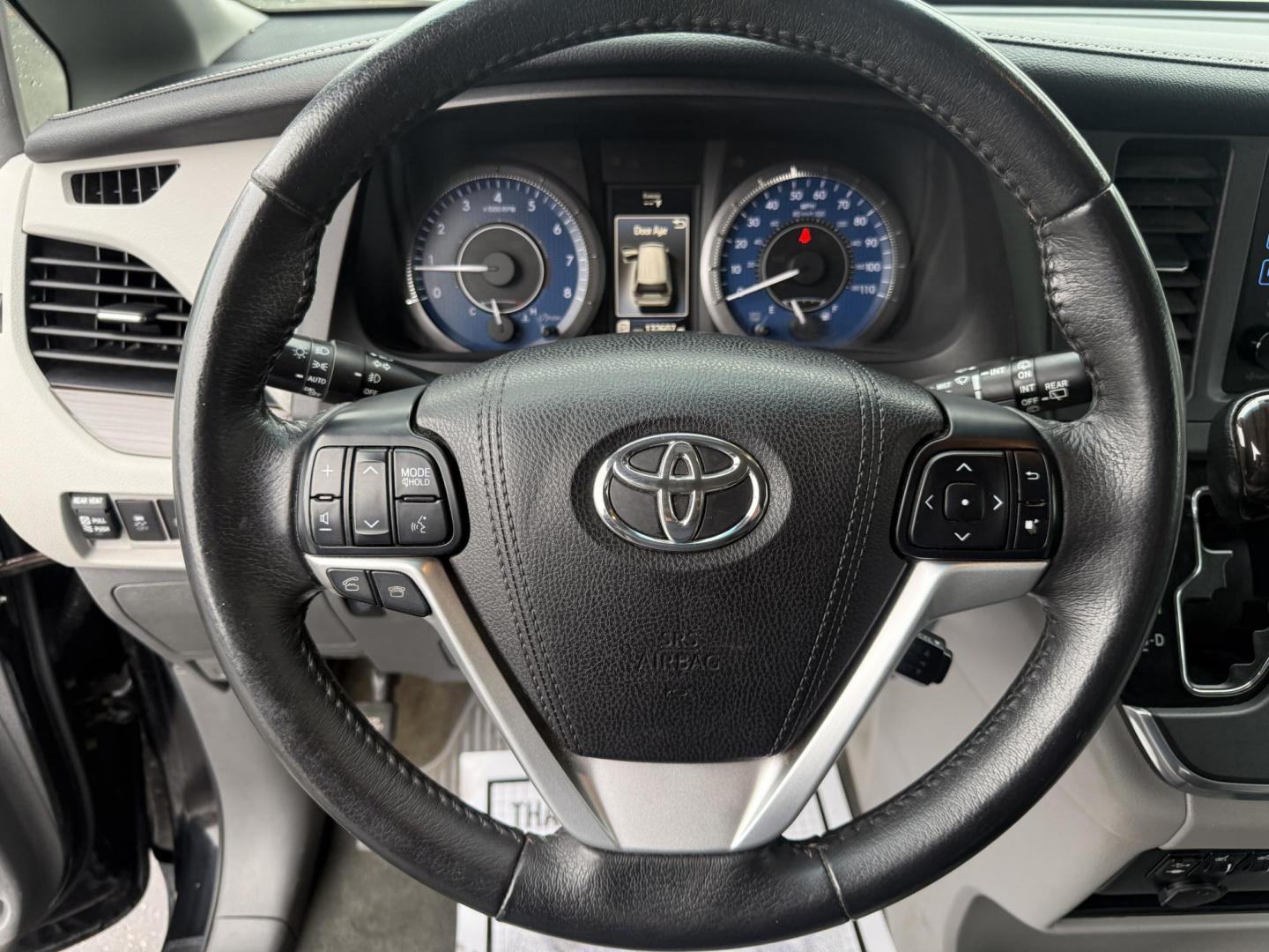 2017 Black /Gray Toyota Sienna XLE 7-Passenger AWD (5TDDZ3DC6HS) with an 3.5L V6 EFI DOHC 24V engine, Automatic transmission, located at 547 E. Main St., Orwell, OH, 44076, (440) 437-5893, 41.535435, -80.847855 - 2017 Toyota Sienna XLE AWD – The Ultimate Family Adventure Van Loaded with Comfort & Confidence! This 2017 Toyota Sienna XLE AWD is the gold standard for family hauling – spacious, reliable, and packed with premium features that make every trip a breeze! Powered by the smooth, proven 3.5L D-4S - Photo#11