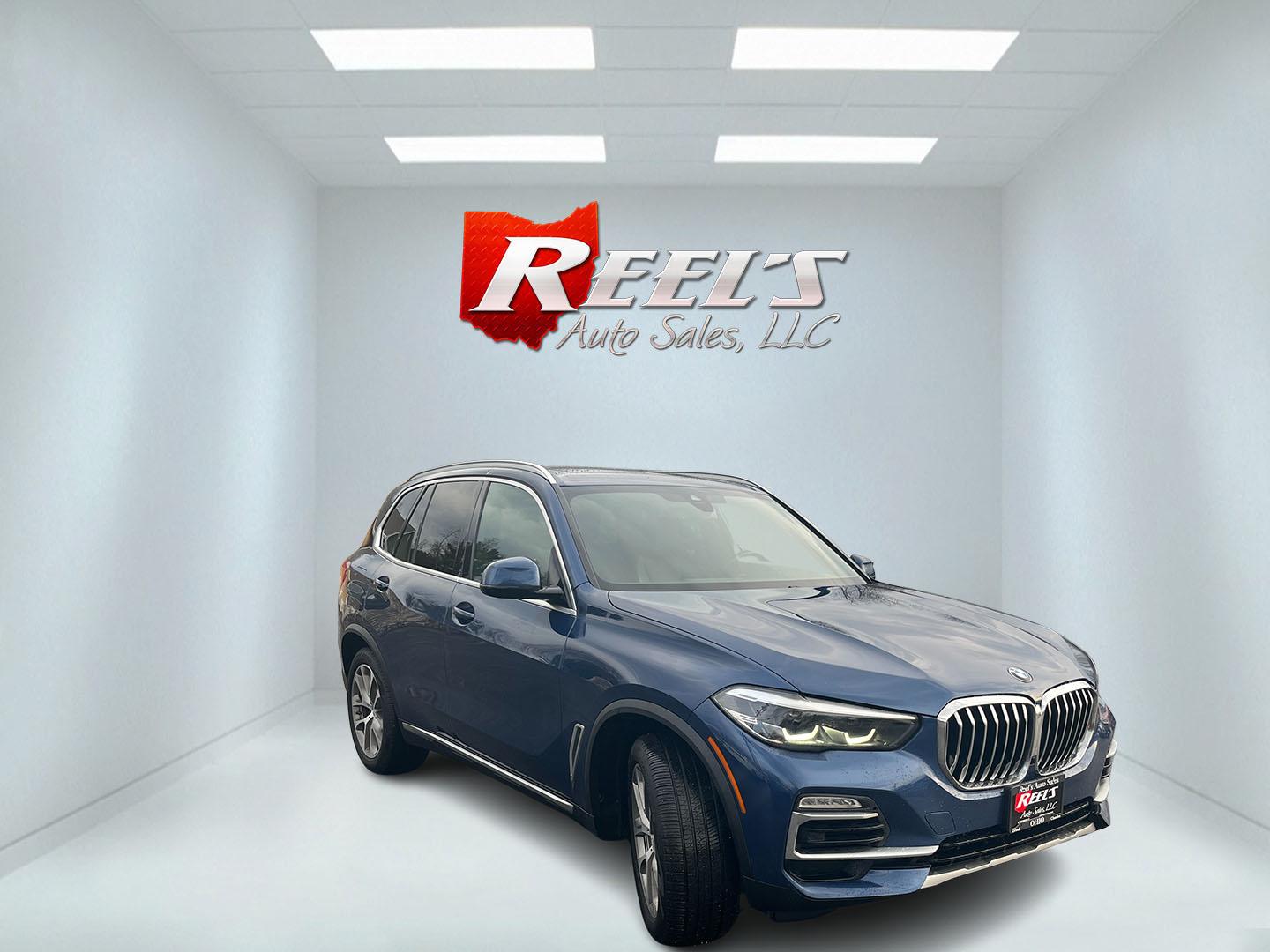 2020 Blue /Black BMW X5 xDrive40i (5UXCR6C06L9) with an 3.0L I6 DOHC 24V Turbo engine, Automatic transmission, located at 11115 Chardon Rd. , Chardon, OH, 44024, (440) 214-9705, 41.580246, -81.241943 - 2020 BMW X5 xDrive40i – Ultimate Luxury SUV with Thrilling Performance and Loaded Premium Features! This breathtaking 2020 BMW X5 xDrive40i is pure driving exhilaration wrapped in world-class luxury! The silky-smooth 3.0L Turbocharged I6 engine unleashes effortless power through an ultra-responsi - Photo#2