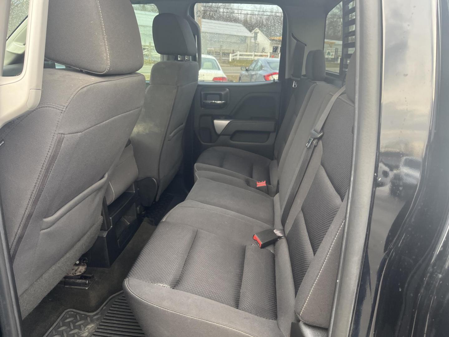 2018 Black /Black Chevrolet Silverado 1500 LT Z71 Double Cab 4WD (1GCVKREC9JZ) with an 5.3L V8 OHV 16V engine, Automatic transmission, located at 11115 Chardon Rd. , Chardon, OH, 44024, (440) 214-9705, 41.580246, -81.241943 - 2018 Chevrolet Silverado LT Z71 Double Cab 4WD – Built Tough, Ready to Tow, and Loaded with Off-Road Attitude! This beast of a 2018 Chevrolet Silverado LT Z71 Double Cab 4WD is primed for work, play, and everything in between! The powerful 5.3L EcoTec3 V8 engine roars through a smooth transmissio - Photo#27