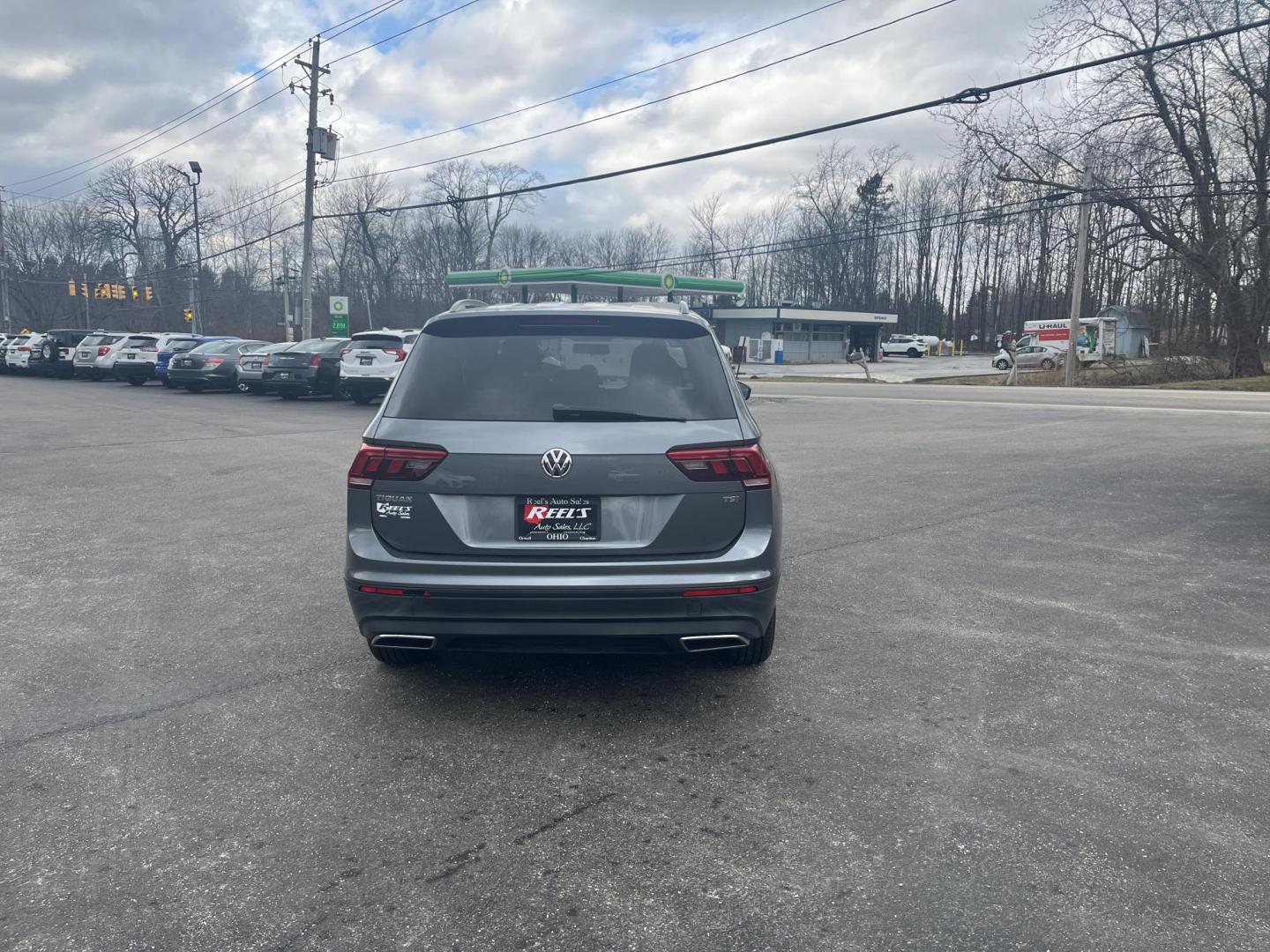 2018 Gray /Gray Volkswagen Tiguan S 4Motion AWD (3VV0B7AX1JM) with an 2.0L I4 DOHC 16V TURBO engine, Automatic transmission, located at 11115 Chardon Rd. , Chardon, OH, 44024, (440) 214-9705, 41.580246, -81.241943 - 2018 Volkswagen Tiguan S AWD – Versatile Turbo Crossover with All-Weather Grip and Modern Tech! This sharp 2018 Volkswagen Tiguan S AWD is the perfect everyday adventure machine! Powered by a responsive 2.0L Turbocharged I4 engine paired with a smooth 8-speed automatic transmission and legendary - Photo#8