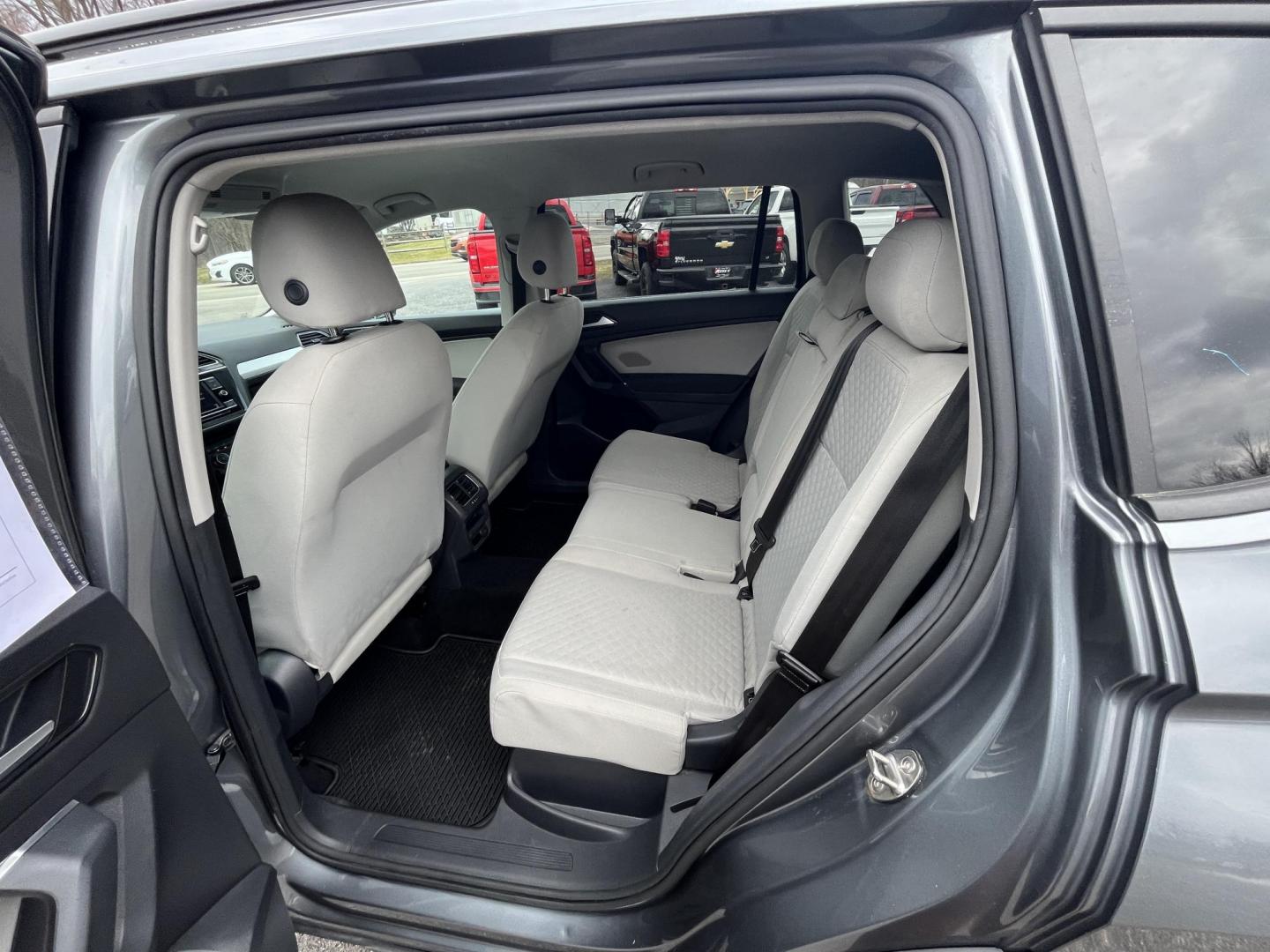 2018 Gray /Gray Volkswagen Tiguan S 4Motion AWD (3VV0B7AX1JM) with an 2.0L I4 DOHC 16V TURBO engine, Automatic transmission, located at 11115 Chardon Rd. , Chardon, OH, 44024, (440) 214-9705, 41.580246, -81.241943 - 2018 Volkswagen Tiguan S AWD – Versatile Turbo Crossover with All-Weather Grip and Modern Tech! This sharp 2018 Volkswagen Tiguan S AWD is the perfect everyday adventure machine! Powered by a responsive 2.0L Turbocharged I4 engine paired with a smooth 8-speed automatic transmission and legendary - Photo#28