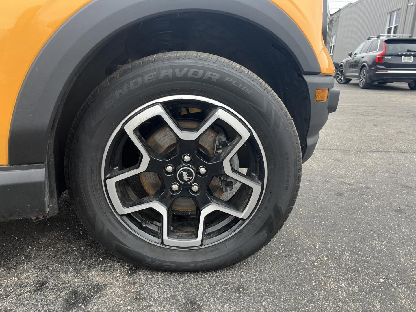 2023 Yellow /Black Ford Bronco Sport Big Bend (3FMCR9B68PR) with an 1.5L I3 DOHC 12V TURBO engine, Automatic transmission, located at 11115 Chardon Rd. , Chardon, OH, 44024, (440) 214-9705, 41.580246, -81.241943 - 2023 Ford Bronco Sport Big Bend – Adventure-Ready, Turbo-Powered, and Bursting with Off-Road Attitude! This vibrant 2023 Ford Bronco Sport Big Bend is built for thrill-seekers who want capability without compromise! The punchy 1.5L Turbocharged EcoBoost I3 engine delivers exciting power through a - Photo#4