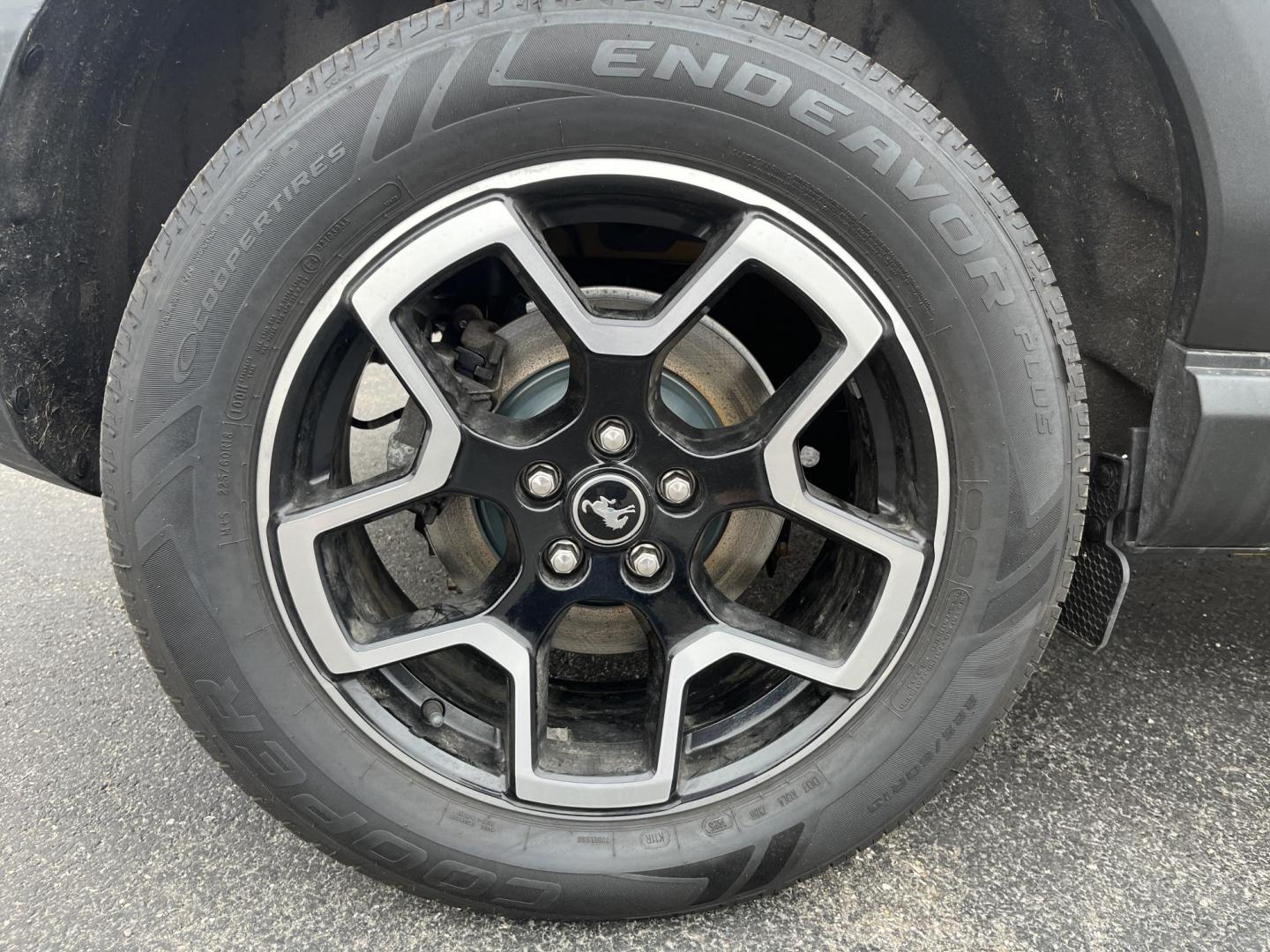 2023 Yellow /Black Ford Bronco Sport Big Bend (3FMCR9B68PR) with an 1.5L I3 DOHC 12V TURBO engine, Automatic transmission, located at 11115 Chardon Rd. , Chardon, OH, 44024, (440) 214-9705, 41.580246, -81.241943 - 2023 Ford Bronco Sport Big Bend – Adventure-Ready, Turbo-Powered, and Bursting with Off-Road Attitude! This vibrant 2023 Ford Bronco Sport Big Bend is built for thrill-seekers who want capability without compromise! The punchy 1.5L Turbocharged EcoBoost I3 engine delivers exciting power through a - Photo#6