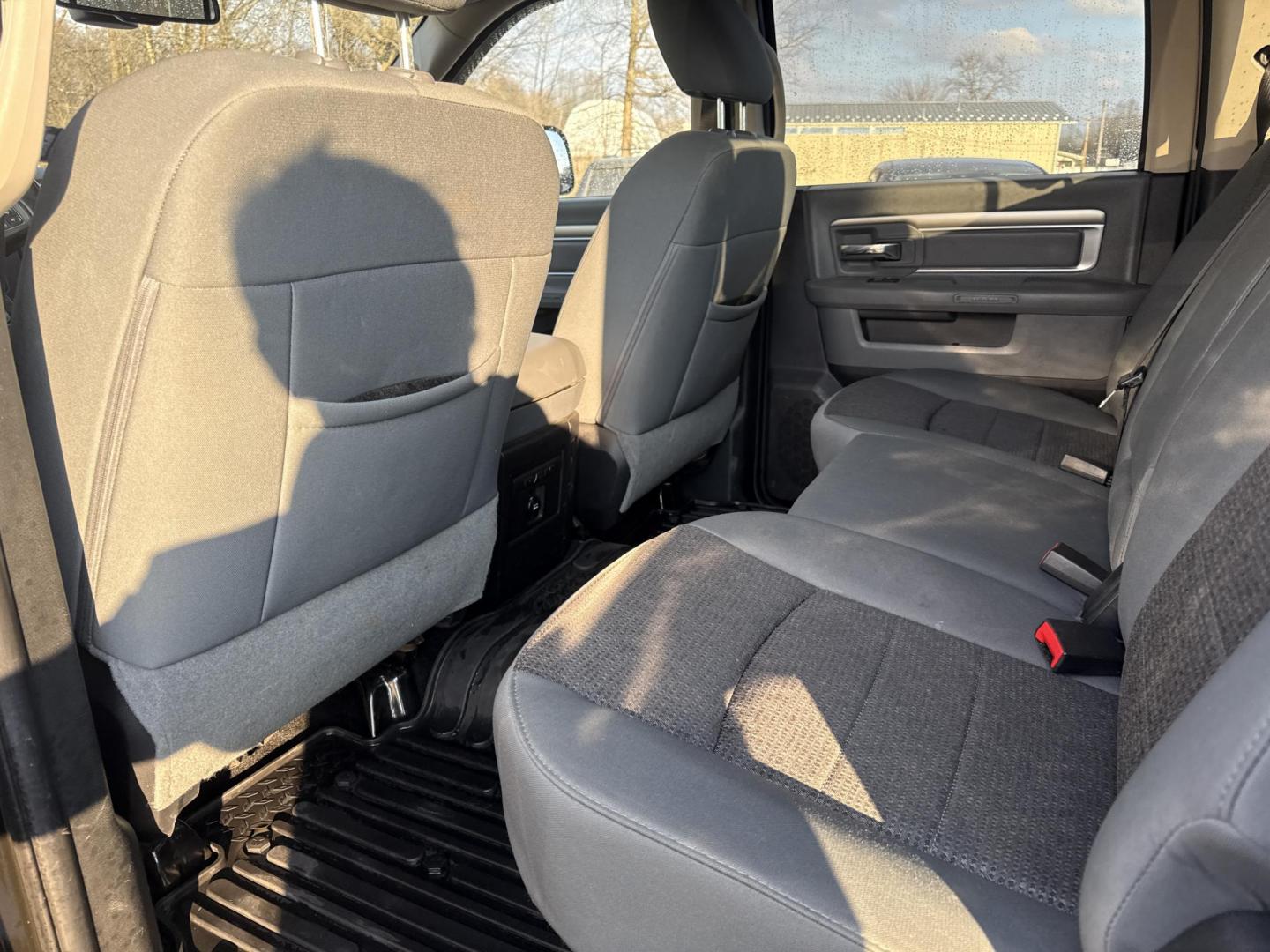 2014 Black /Gray RAM 2500 Outdoorsman Crew Cab SWB 4WD (3C6UR5DJ7EG) with an 6.4L V8 OHV 16V engine, Automatic transmission, located at 547 E. Main St., Orwell, OH, 44076, (440) 437-5893, 41.535435, -80.847855 - 2014 Ram 2500 Outdoorsman Crew Cab 4WD – Heavy-Duty Beast Built for Work, Towing, and Serious Off-Road Grit! This 2014 Ram 2500 Outdoorsman Crew Cab 4WD is a no-nonsense workhorse ready to tackle the toughest jobs! Powered by the legendary 6.4L HEMI V8 engine delivering massive torque through a s - Photo#25