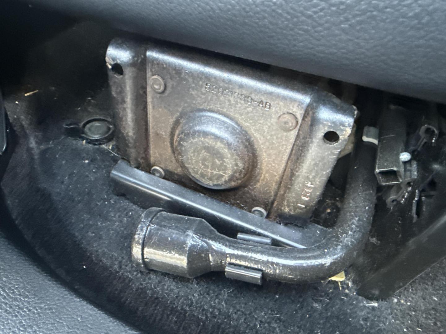 2014 Black /Gray RAM 2500 Outdoorsman Crew Cab SWB 4WD (3C6UR5DJ7EG) with an 6.4L V8 OHV 16V engine, Automatic transmission, located at 547 E. Main St., Orwell, OH, 44076, (440) 437-5893, 41.535435, -80.847855 - 2014 Ram 2500 Outdoorsman Crew Cab 4WD – Heavy-Duty Beast Built for Work, Towing, and Serious Off-Road Grit! This 2014 Ram 2500 Outdoorsman Crew Cab 4WD is a no-nonsense workhorse ready to tackle the toughest jobs! Powered by the legendary 6.4L HEMI V8 engine delivering massive torque through a s - Photo#51