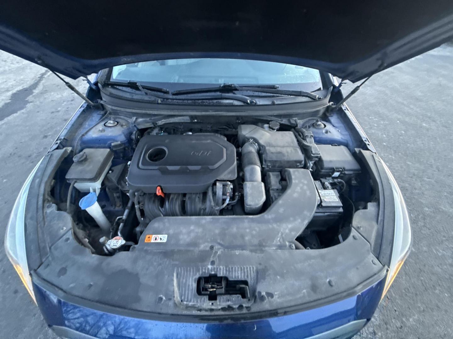 2017 Blue /Gray Hyundai Sonata Sport (5NPE34AF3HH) with an 2.4L I4 DOHC 16V engine, Automatic transmission, located at 11115 Chardon Rd. , Chardon, OH, 44024, (440) 214-9705, 41.580246, -81.241943 - 2017 Hyundai Sonata Sport – Sporty Style, Impressive Efficiency, and Loaded with Modern Tech! This sharp 2017 Hyundai Sonata Sport is the perfect blend of sleek looks, fun-to-drive performance, and wallet-friendly efficiency! Powered by a smooth 2.4L I4 GDI engine paired with a responsive 6-speed - Photo#6