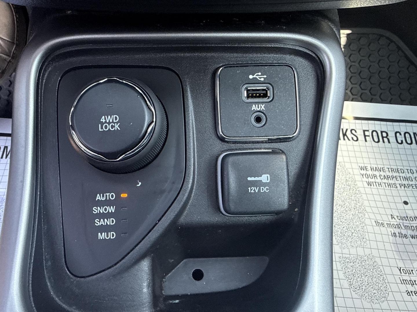 2018 Red /Black Jeep Compass Latitude 4WD (3C4NJDBB7JT) with an 2.4L I4 DOHC 16V engine, Automatic transmission, located at 547 E. Main St., Orwell, OH, 44076, (440) 437-5893, 41.535435, -80.847855 - 2018 Jeep Compass Latitude 4WD – Rugged Style, All-Weather Grip, and Loaded with Everyday Comfort! This sharp 2018 Jeep Compass Latitude 4WD is the perfect blend of adventure-ready capability and daily-driver smarts! Powered by a reliable 2.4L I4 engine paired with a smooth 9-speed automatic tran - Photo#18