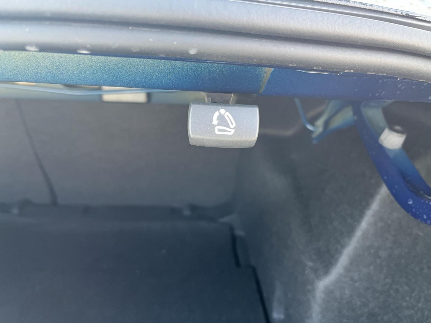 2019 Blue /Black Chevrolet Malibu LT (1G1ZD5ST1KF) with an 1.5L I4 DOHC 16V TURBO engine, Automatic transmission, located at 11115 Chardon Rd. , Chardon, OH, 44024, (440) 214-9705, 41.580246, -81.241943 - 2019 Chevrolet Malibu LT – Sleek Sedan with Turbo Efficiency, Loaded Safety, and Premium Comfort! This sharp 2019 Chevrolet Malibu LT is the ideal mix of style, fuel savings, and smart features for daily driving! Powered by a responsive 1.5L Turbocharged EcoTec I4 engine, it delivers smooth power - Photo#14