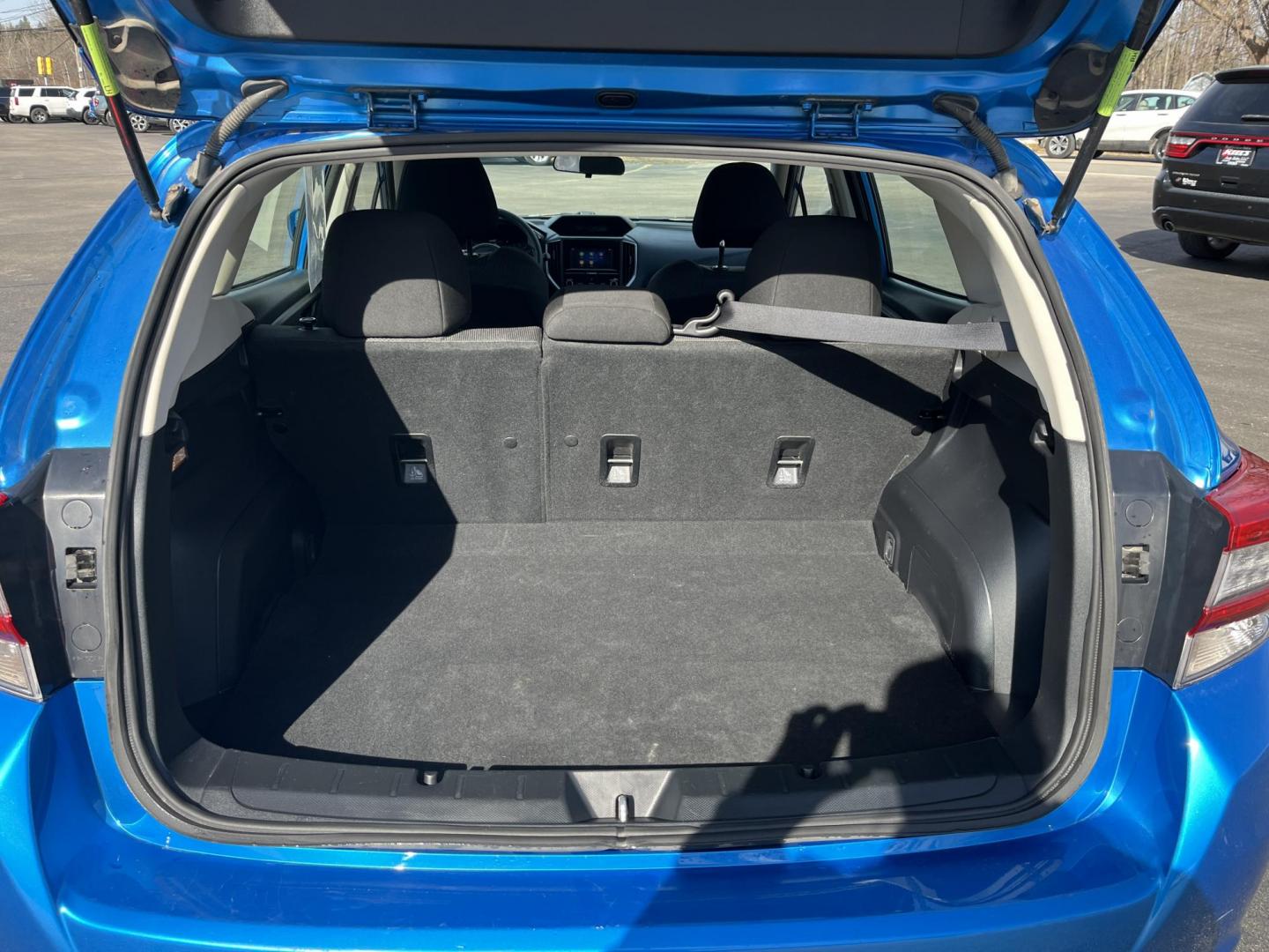 2022 Blue /Black Subaru Impreza 2.0i (4S3GTAB69N3) with an 2.0L H4 DOHC 16V engine, Automatic transmission, located at 11115 Chardon Rd. , Chardon, OH, 44024, (440) 214-9705, 41.580246, -81.241943 - 2022 Subaru Impreza Hatch 2.0i – Reliable AWD Hatchback with Great Efficiency and Loaded Safety Features! This sharp 2022 Subaru Impreza Hatch 2.0i is the perfect all-weather daily driver that combines Subaru toughness with smart efficiency! Powered by a dependable 2.0L H4 engine paired with the - Photo#15